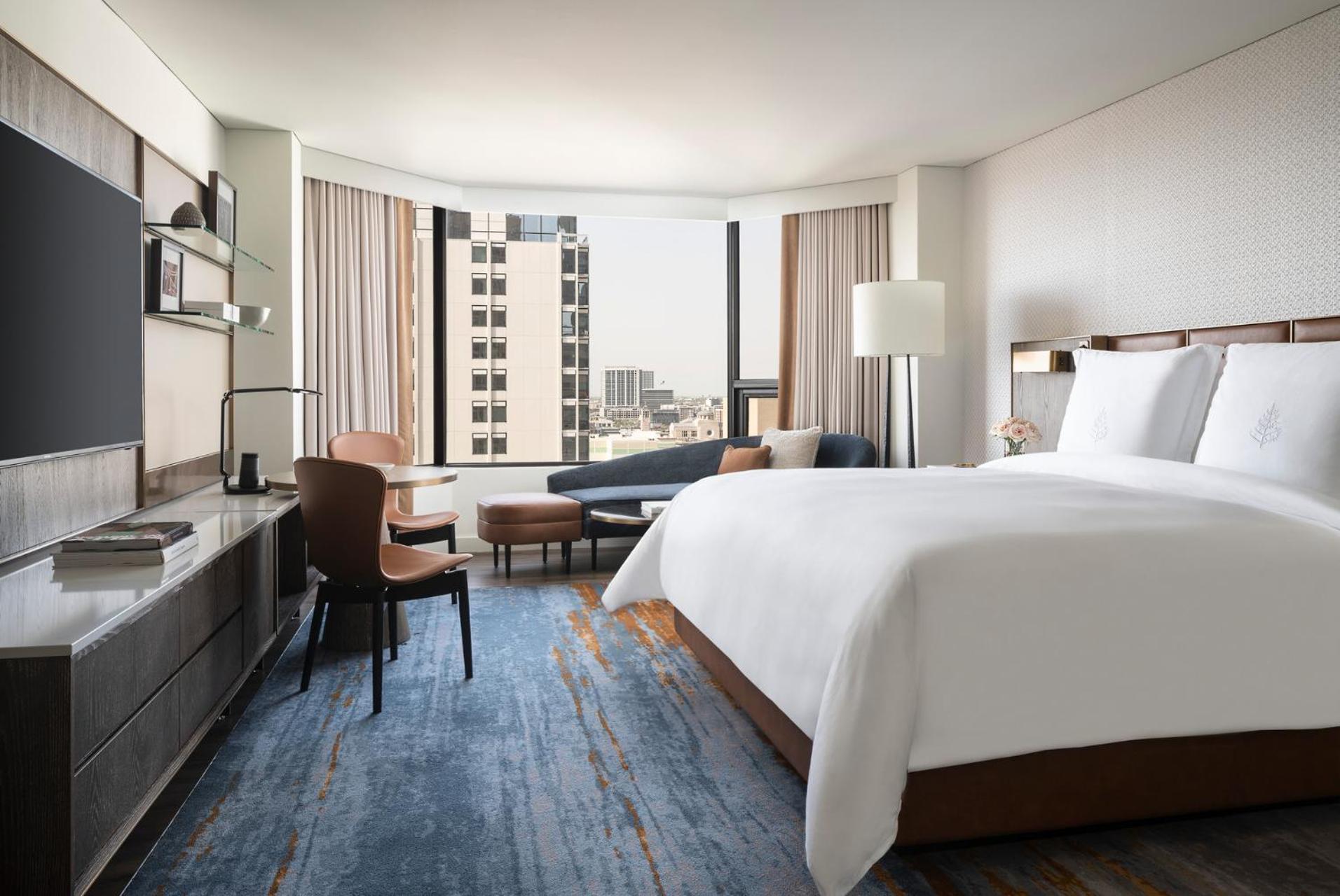 Premier King Room - Photo 1