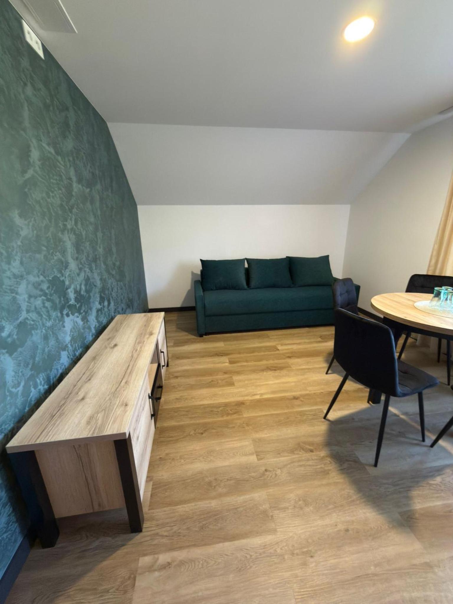 One-Bedroom Apartment with Balcony photo 1