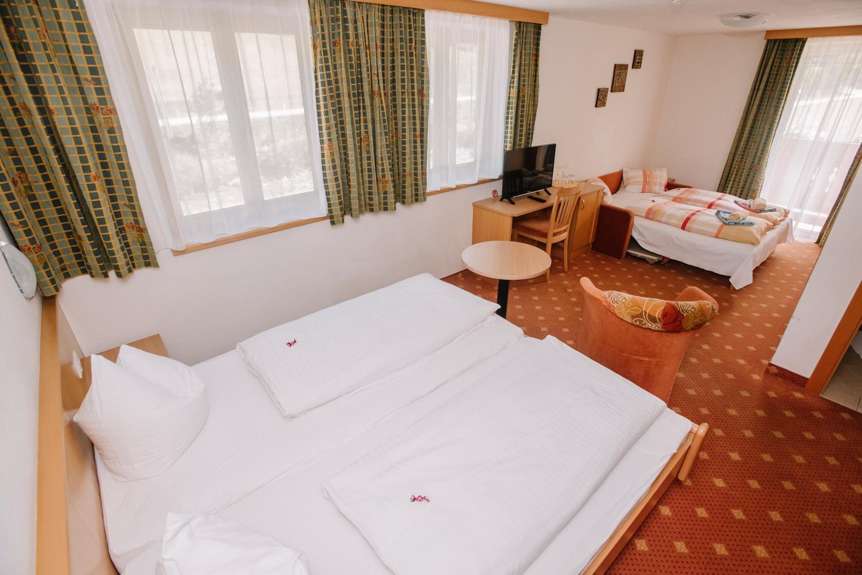Triple Room photo 3