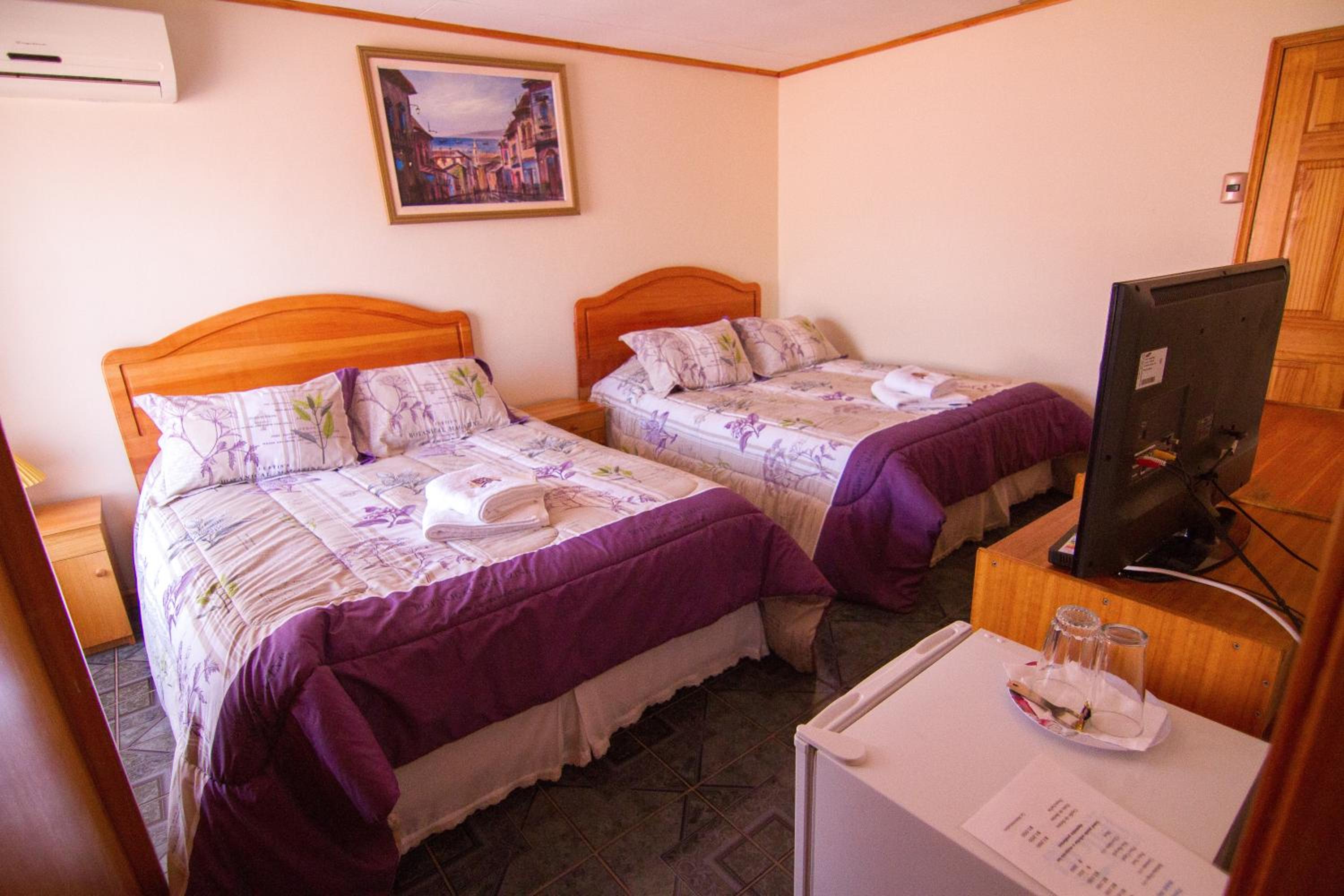 Deluxe Queen Room with Two Queen Beds photo 1