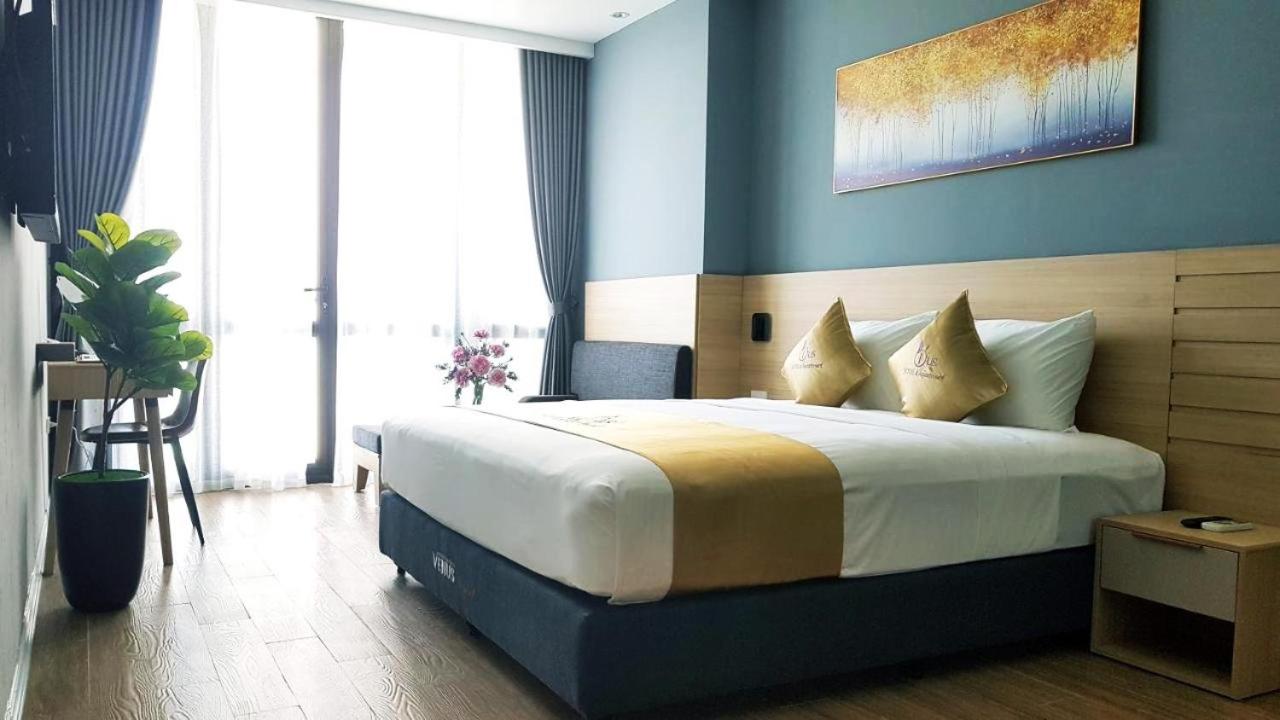Double Room with Lake View - Photo 1