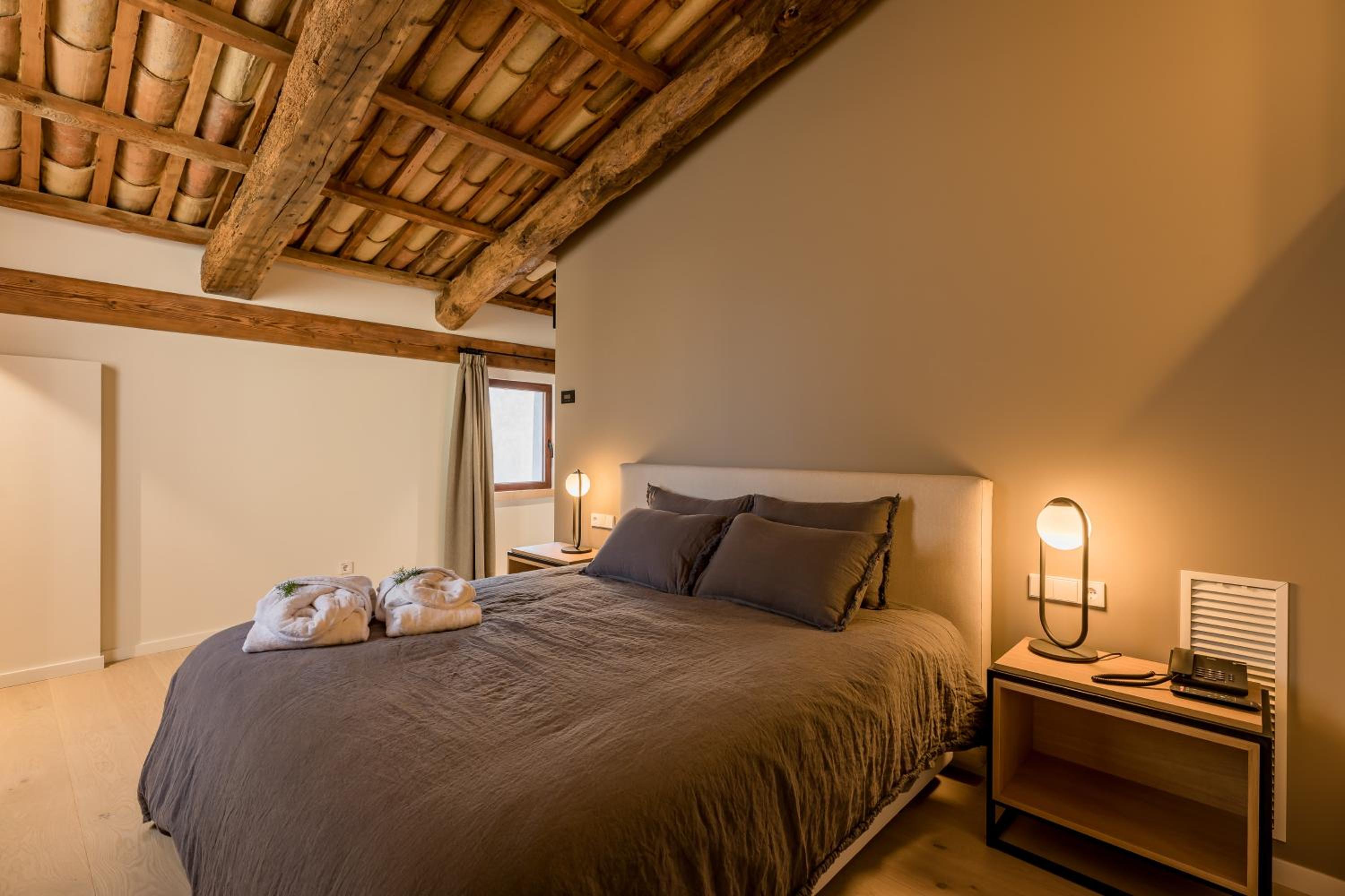 Deluxe Double Room - Photo 1