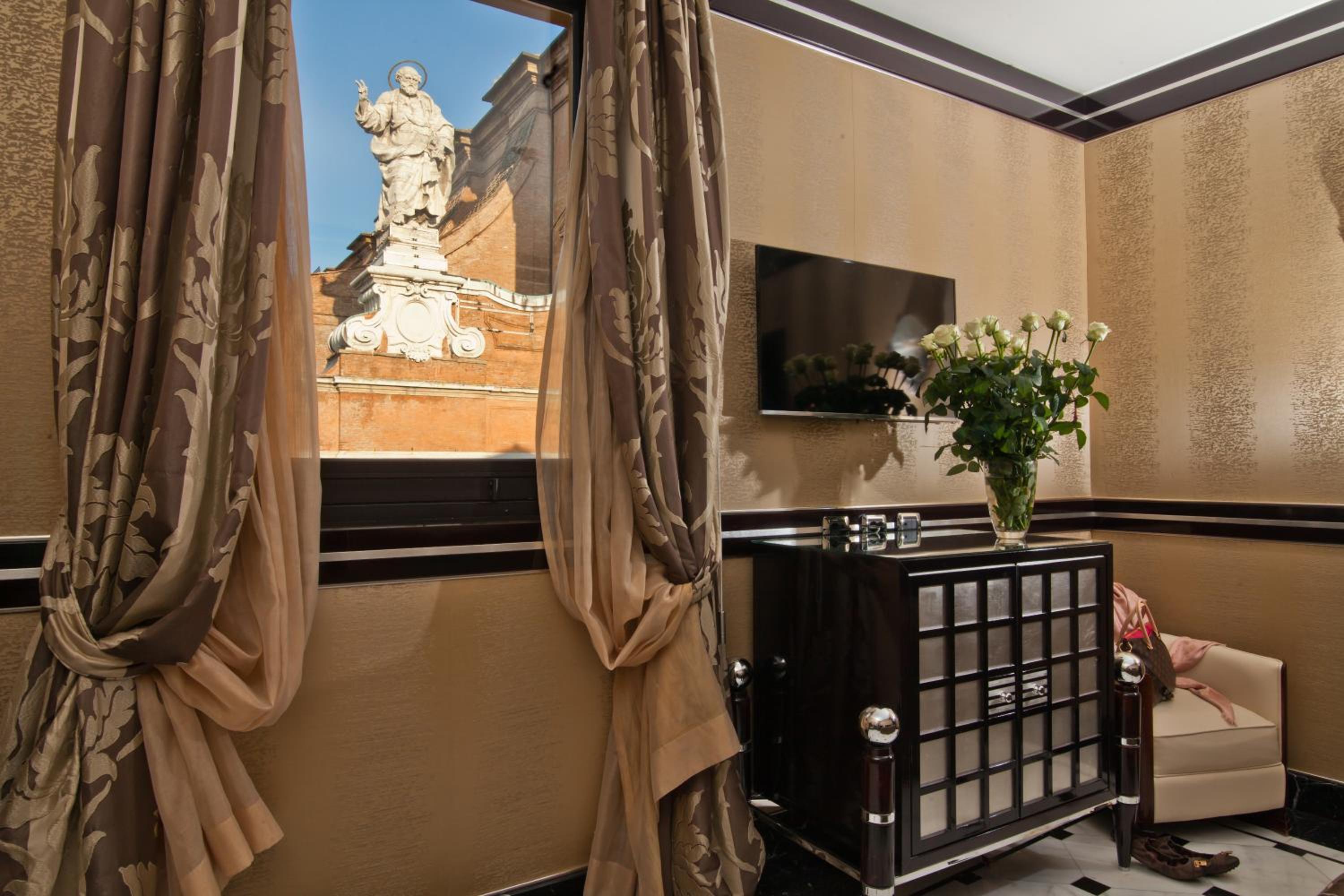 Suite with Terrace - Photo 8