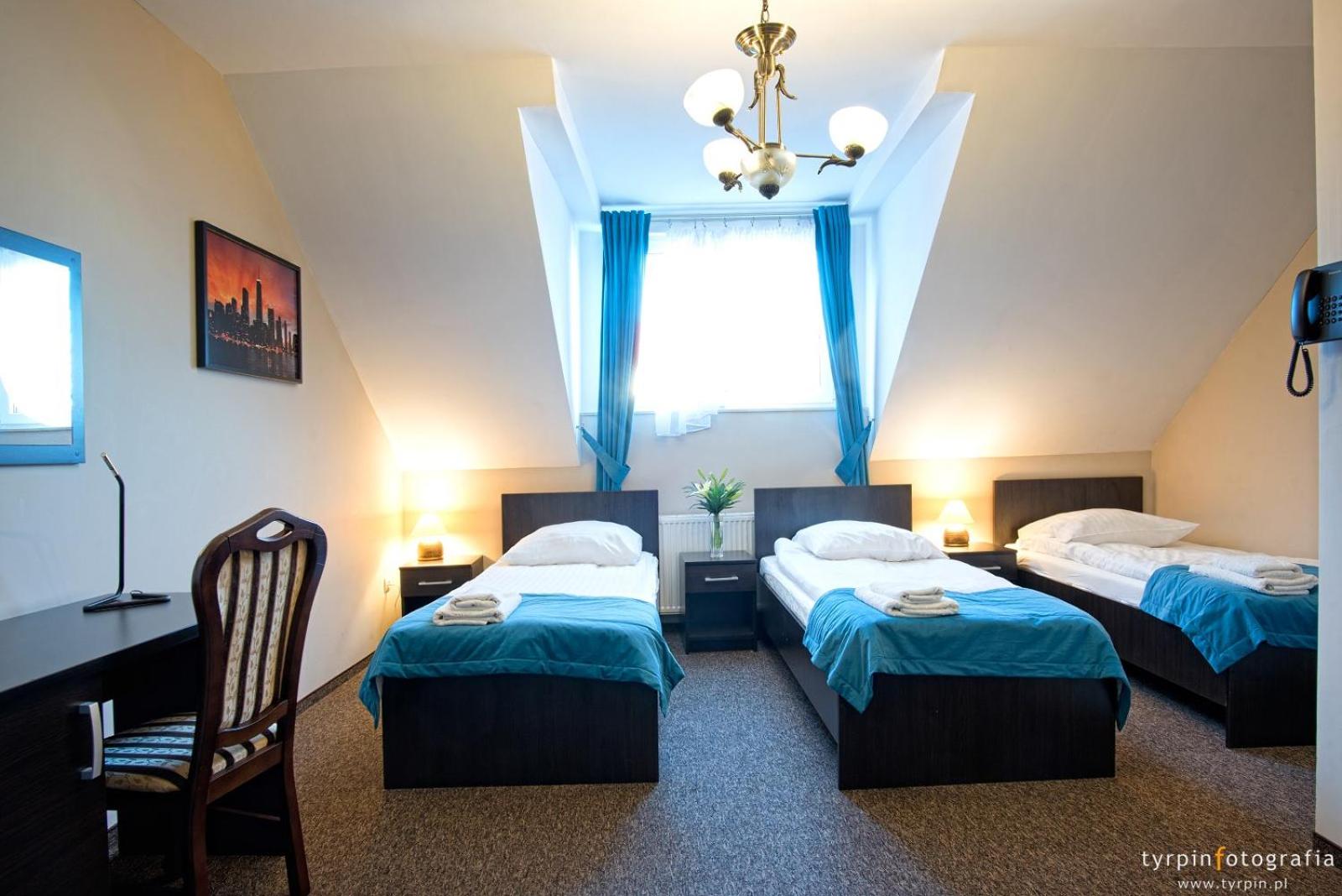 Standard Triple Room - Photo 1