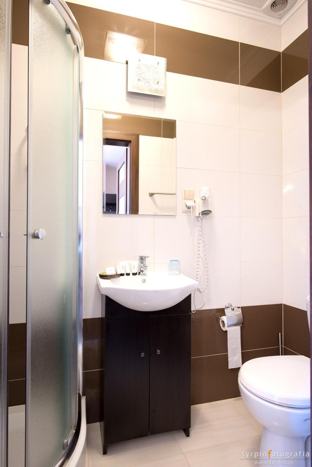 Standard Triple Room - Photo 2