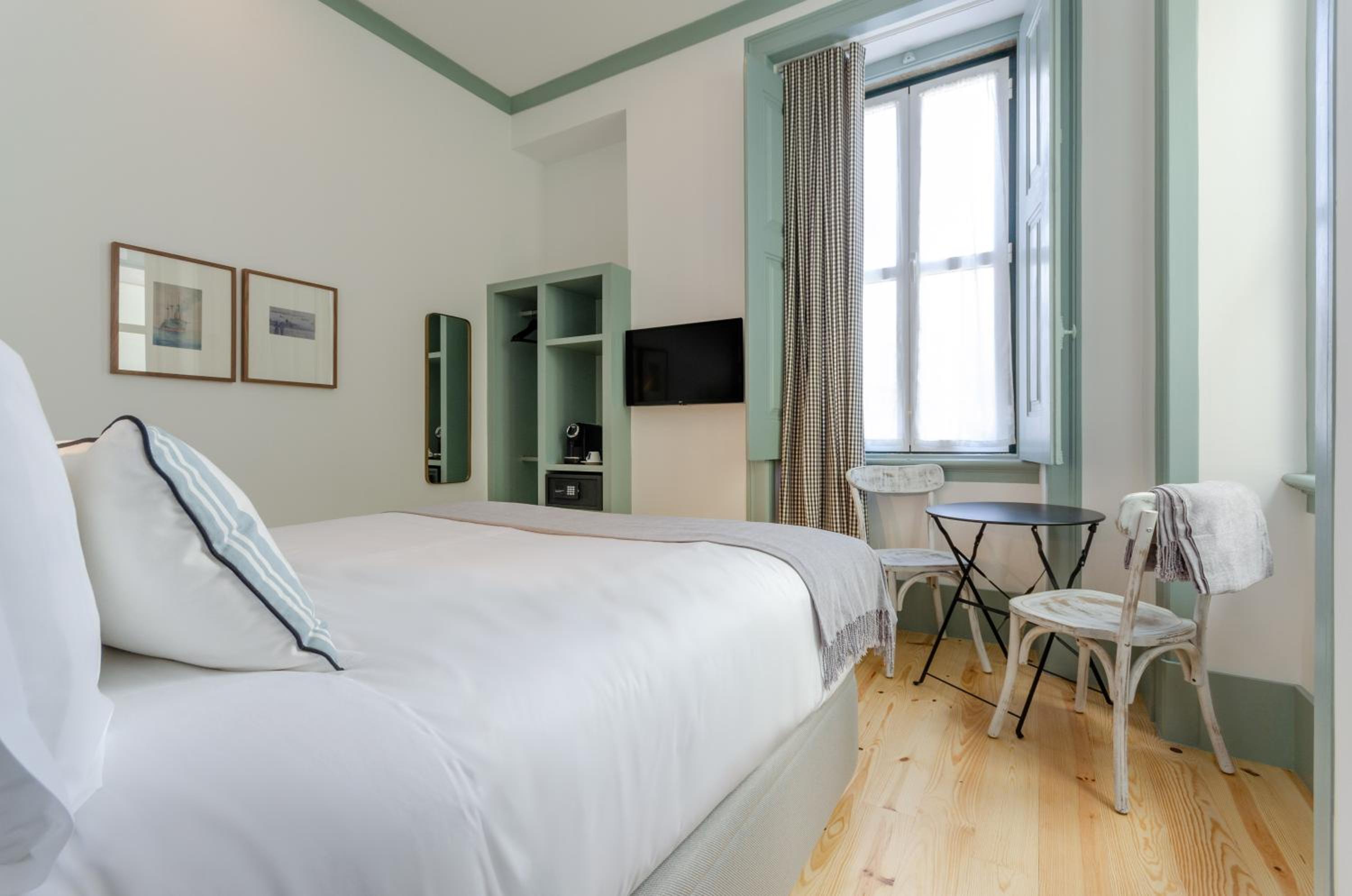Standard Room with City View photo 2