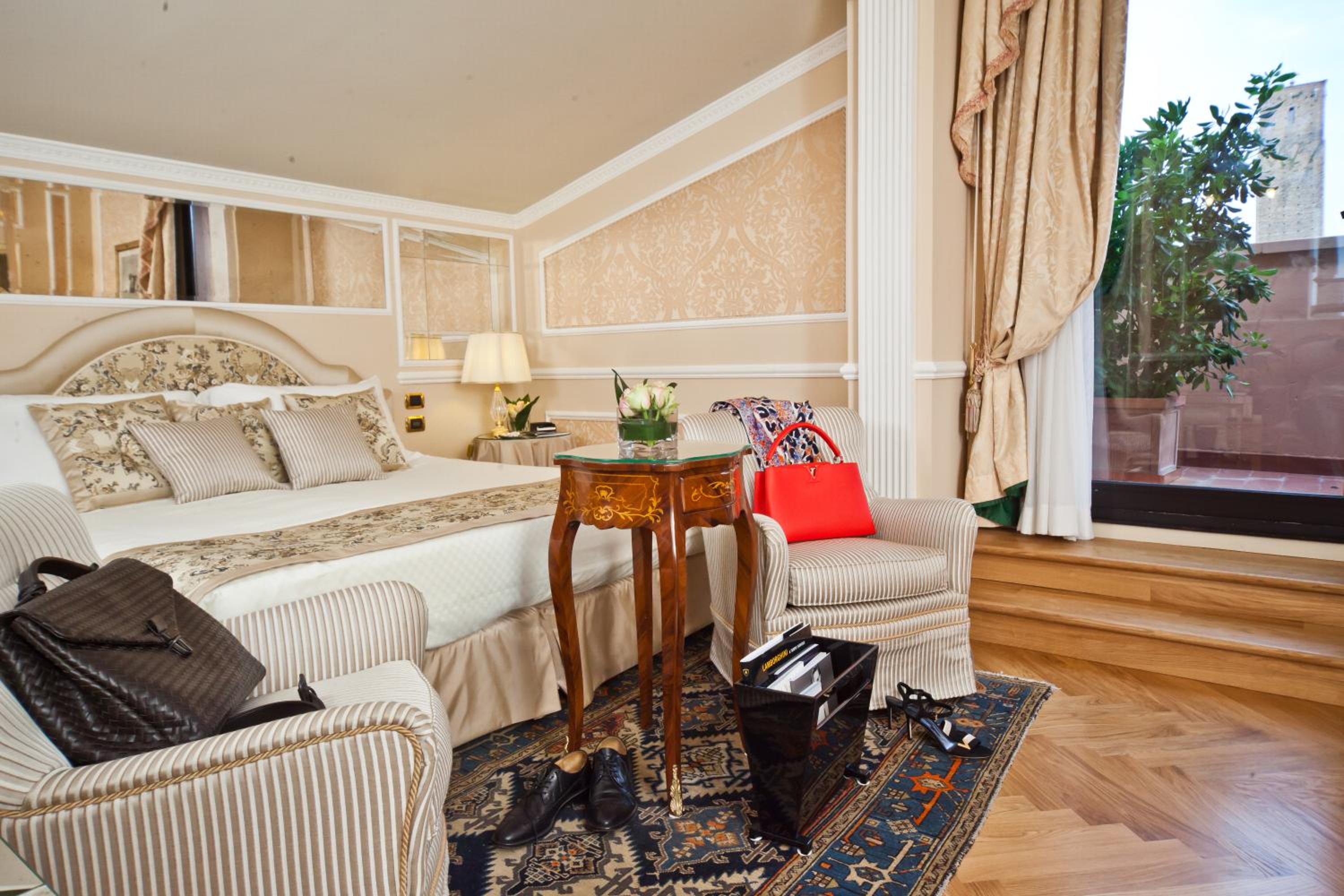 Junior Suite - Photo 9