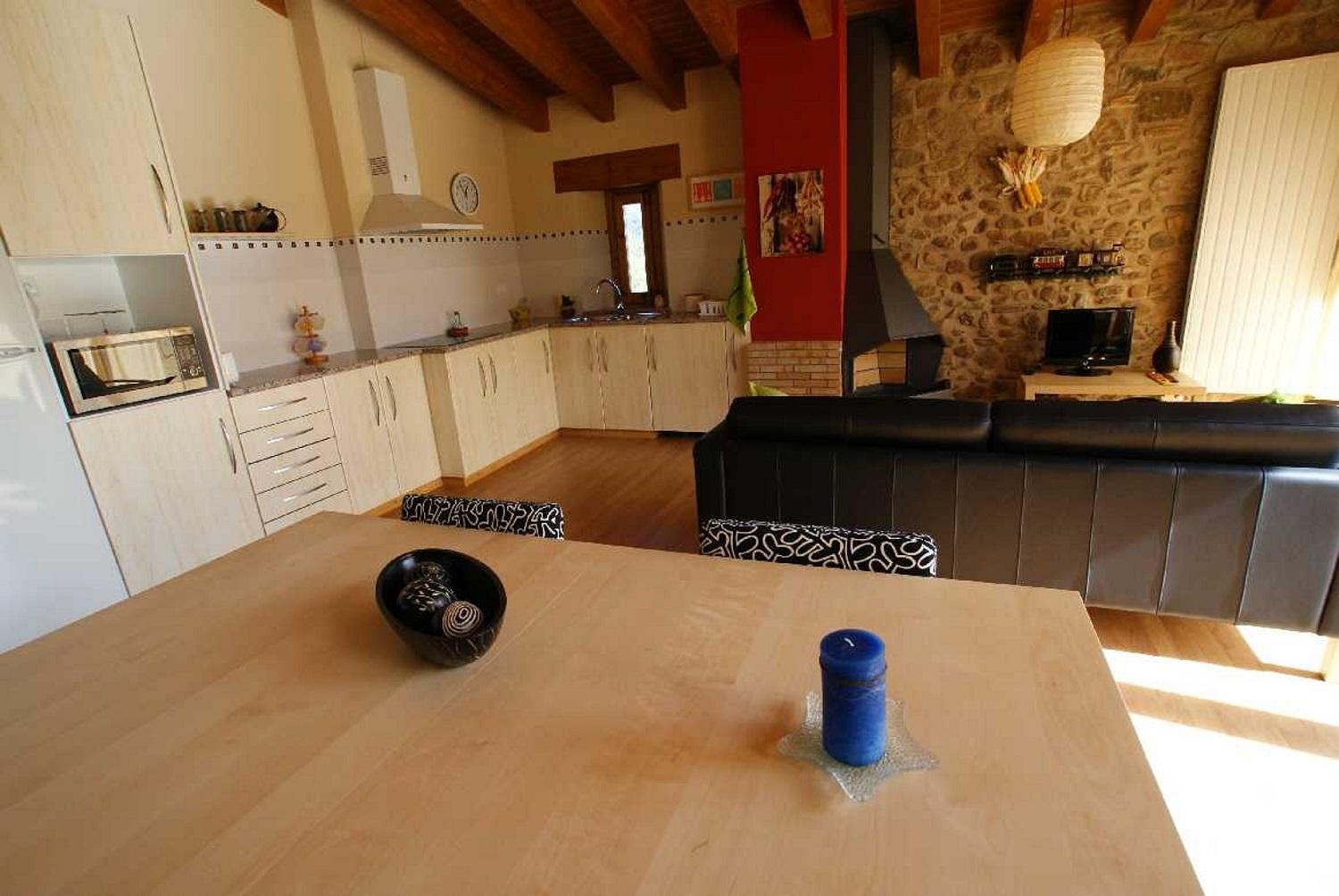 Two-Bedroom Apartment (5 Adults) photo 3