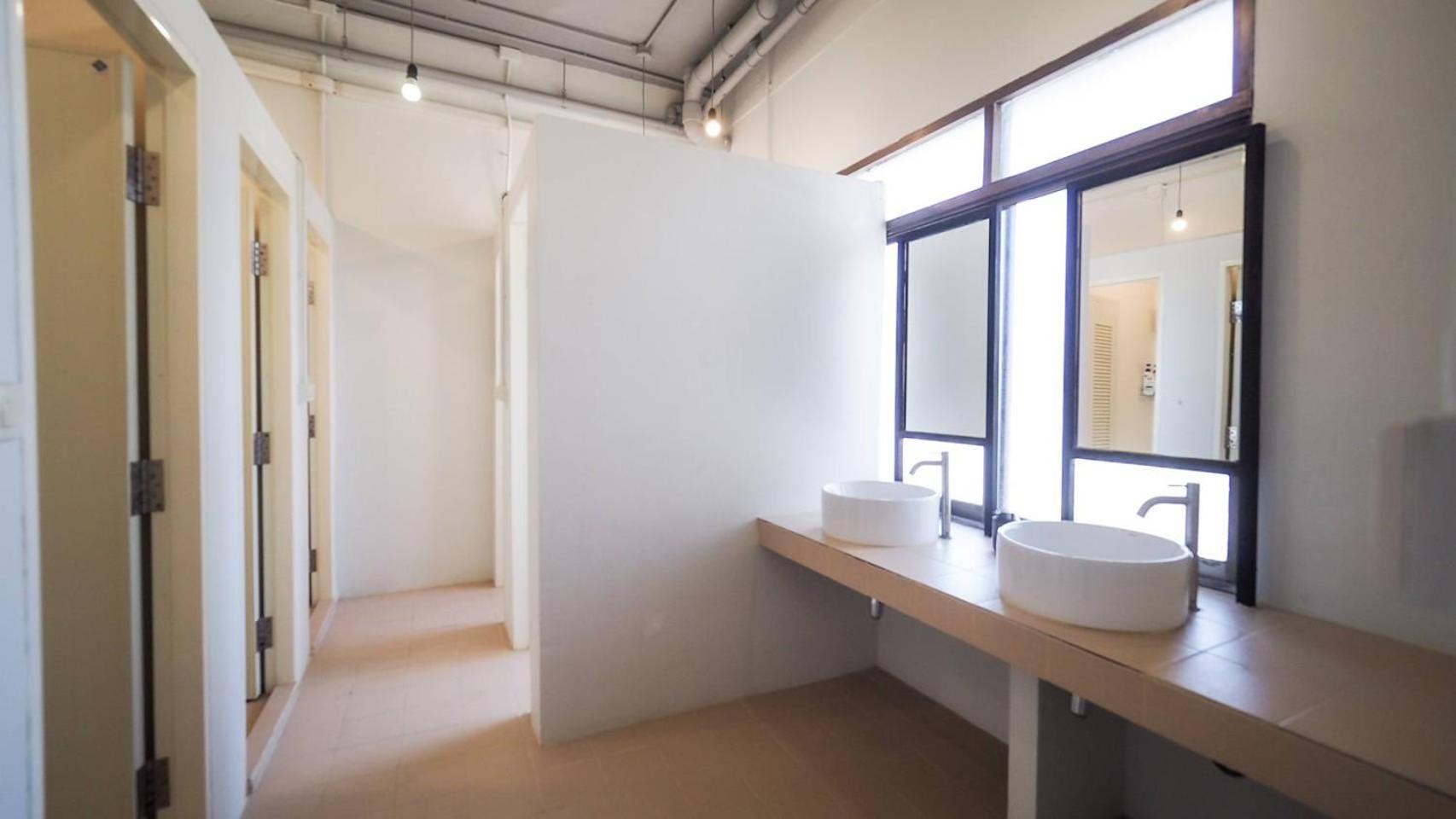4-Bed Mixed Dormitory Room photo 2