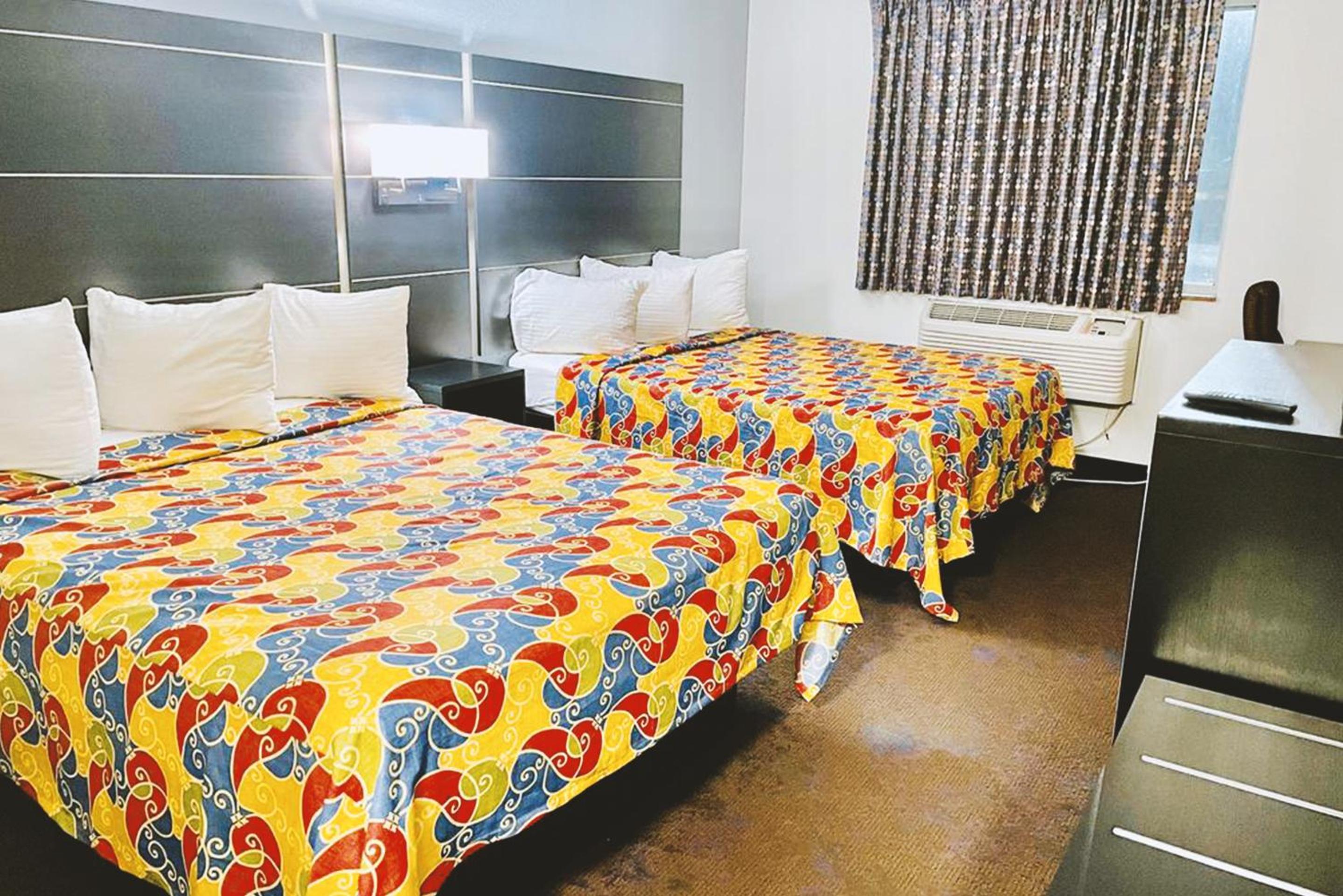 Queen Room with Two Queen Beds - Disability Access Non-Smoking