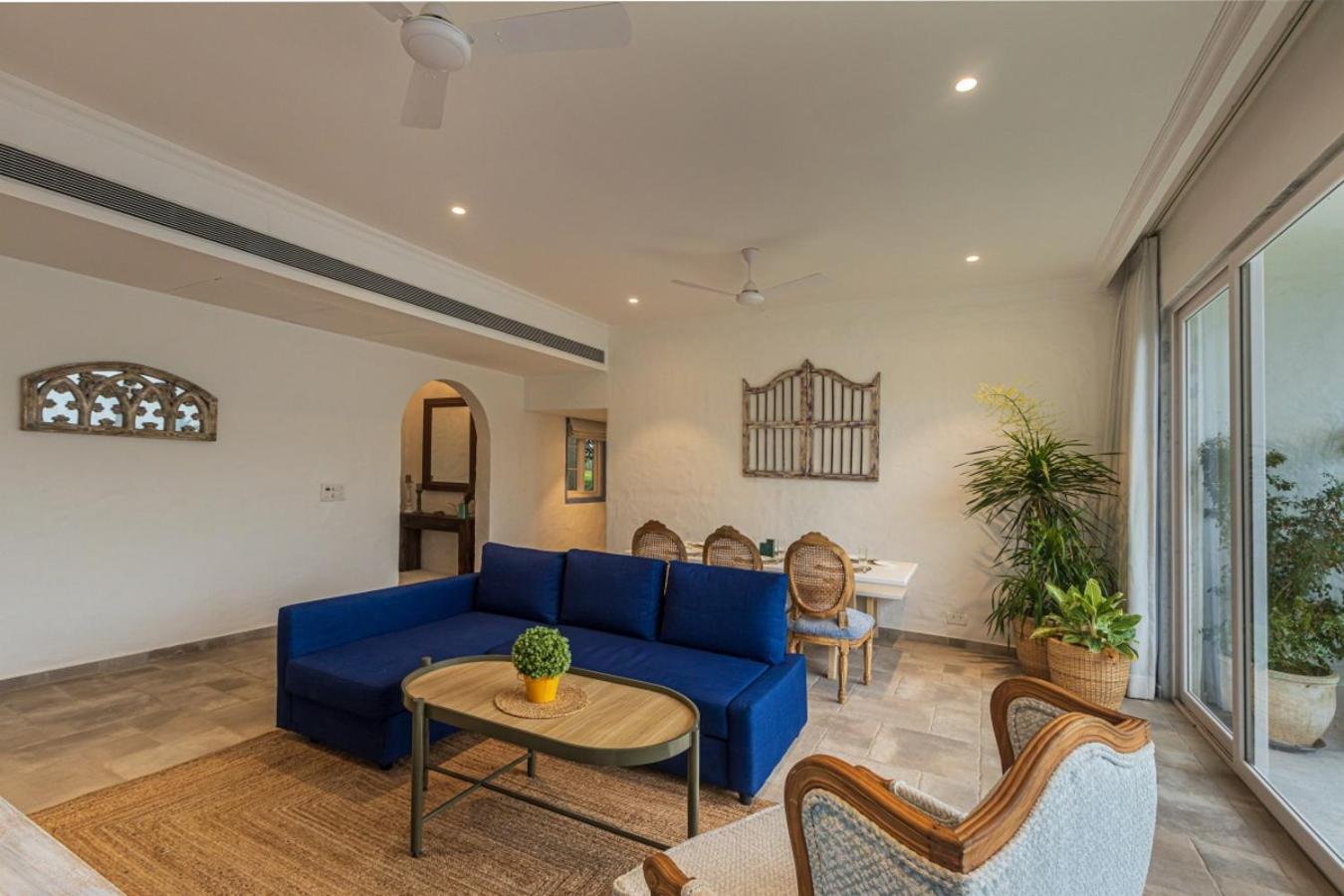 Three-Bedroom Villa - Photo 1