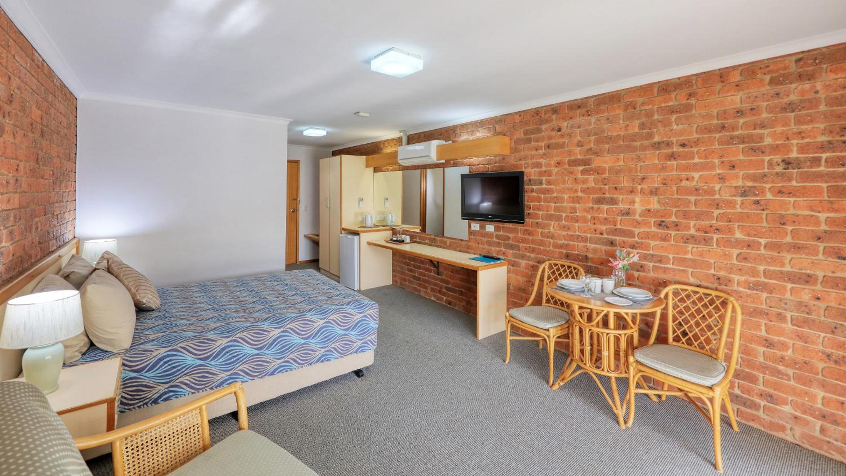 Standard Double Room photo 2
