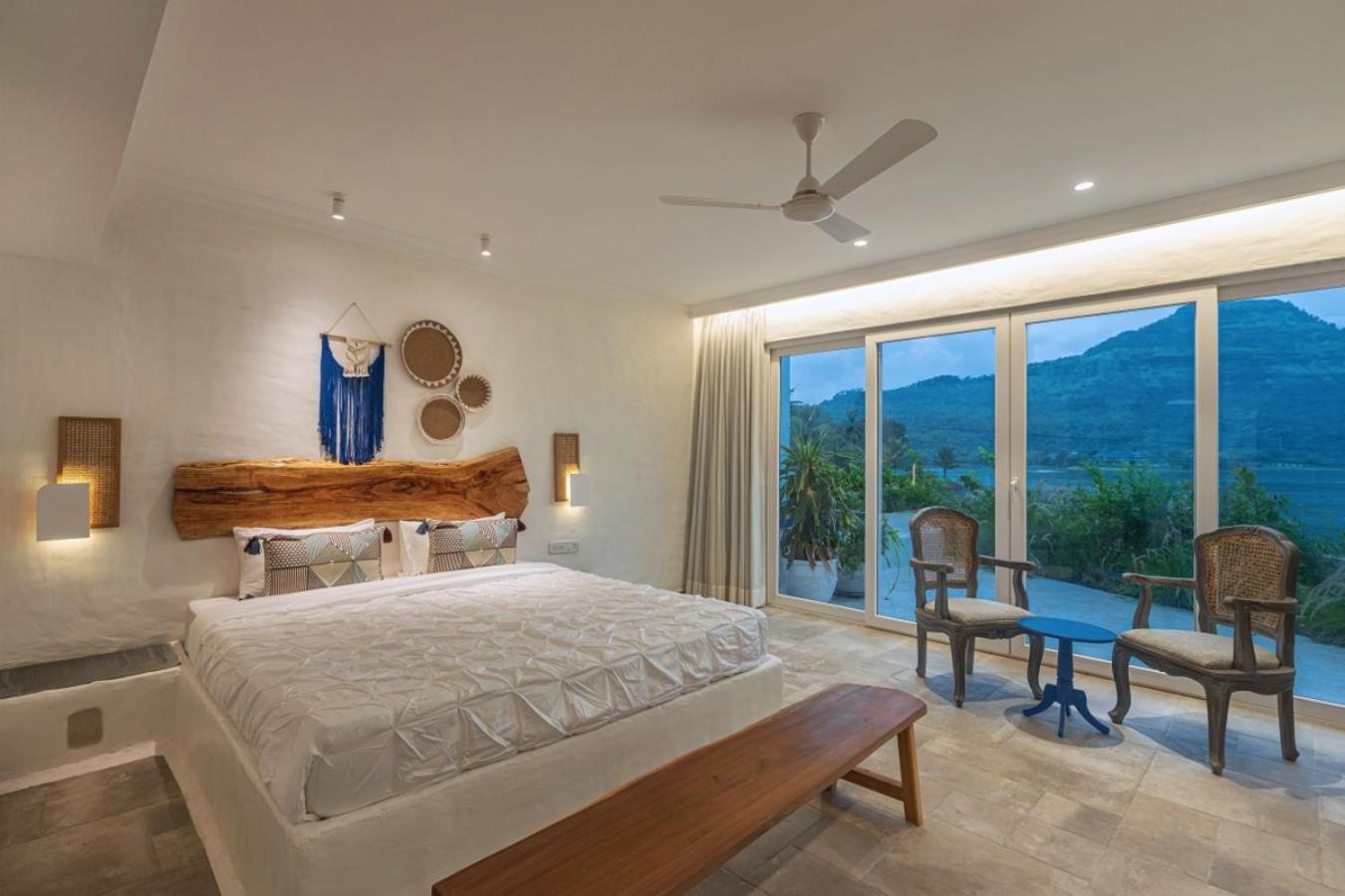 Three-Bedroom Villa - Photo 27