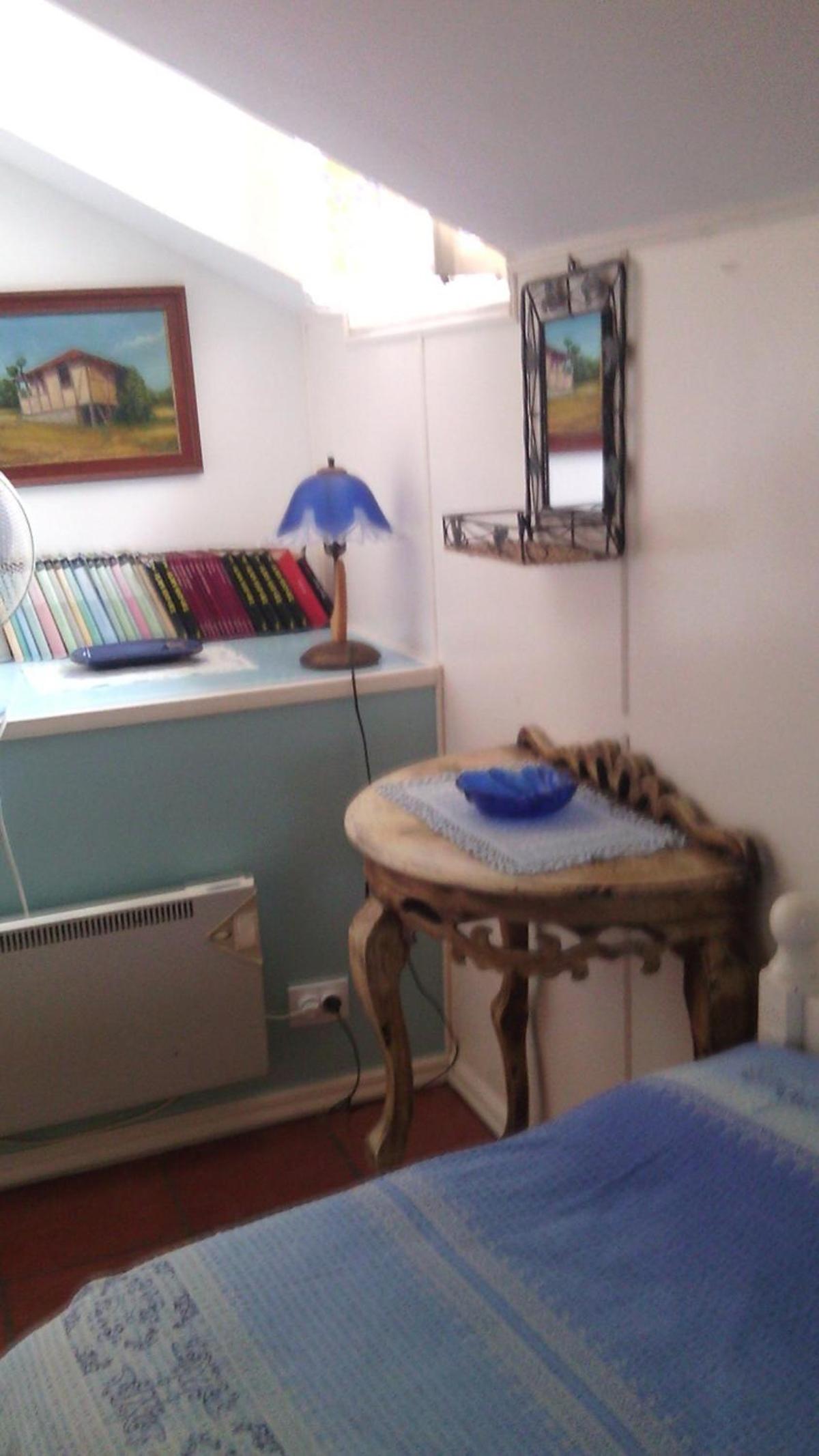 Apartment with Sea View - Photo 9