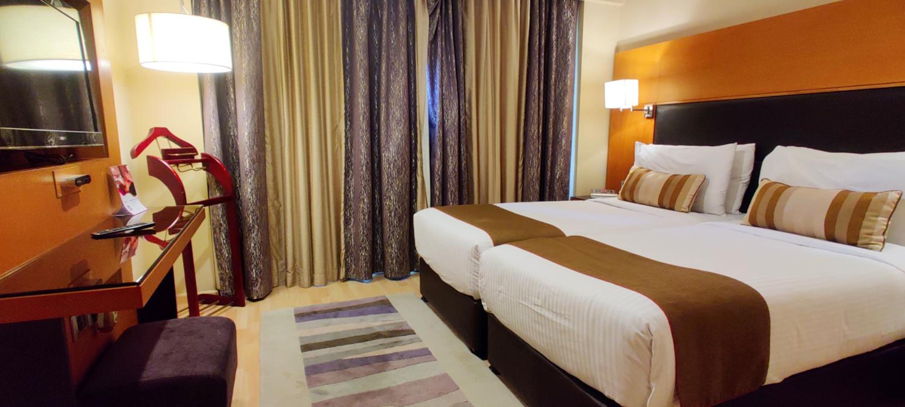 Deluxe Twin Room at Turyaa Chennai – OMR IT Expressway Deluxe Twin Room at Turyaa Chennai – OMR IT Expressway
