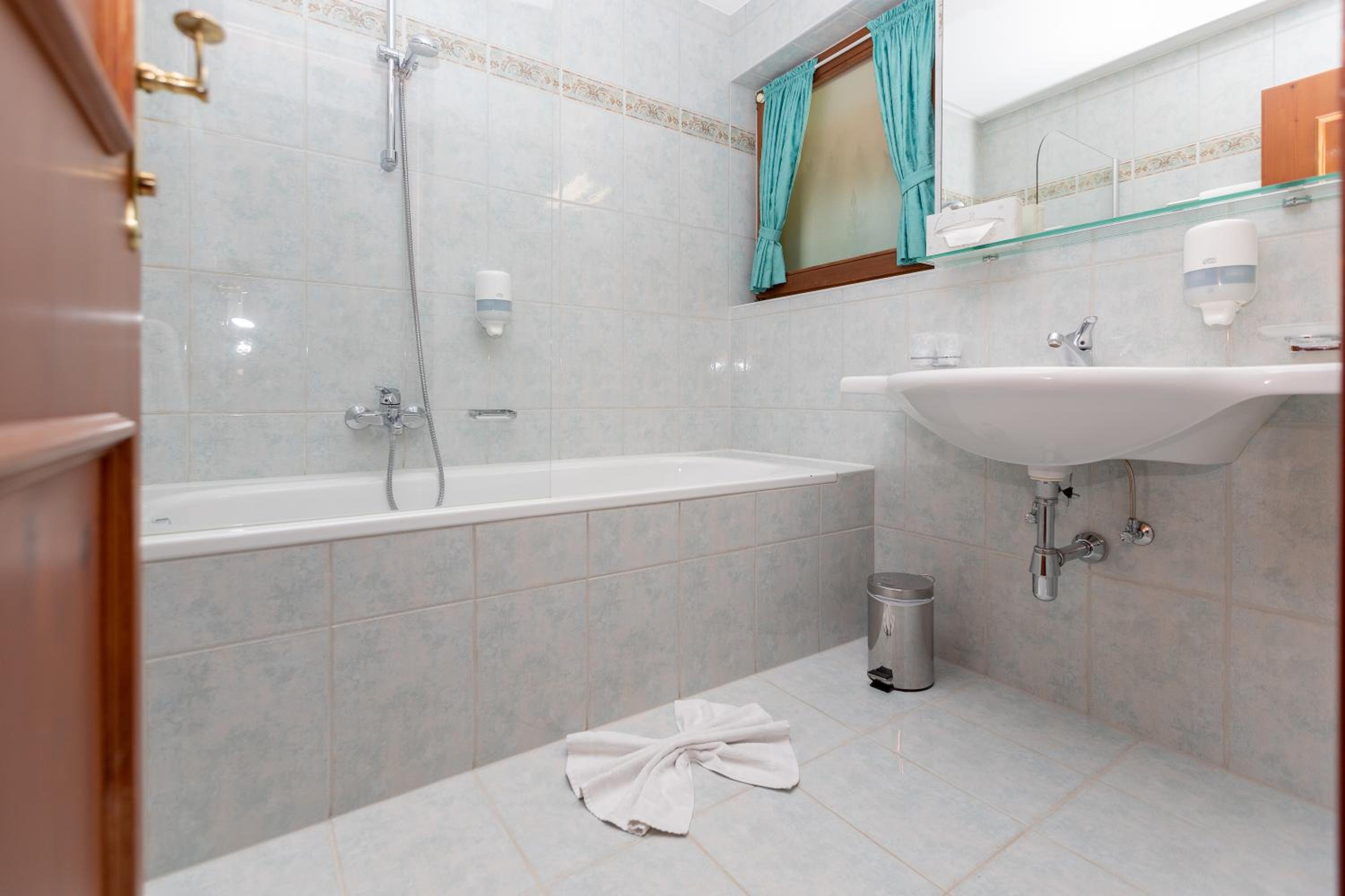 Junior Suite with Balcony