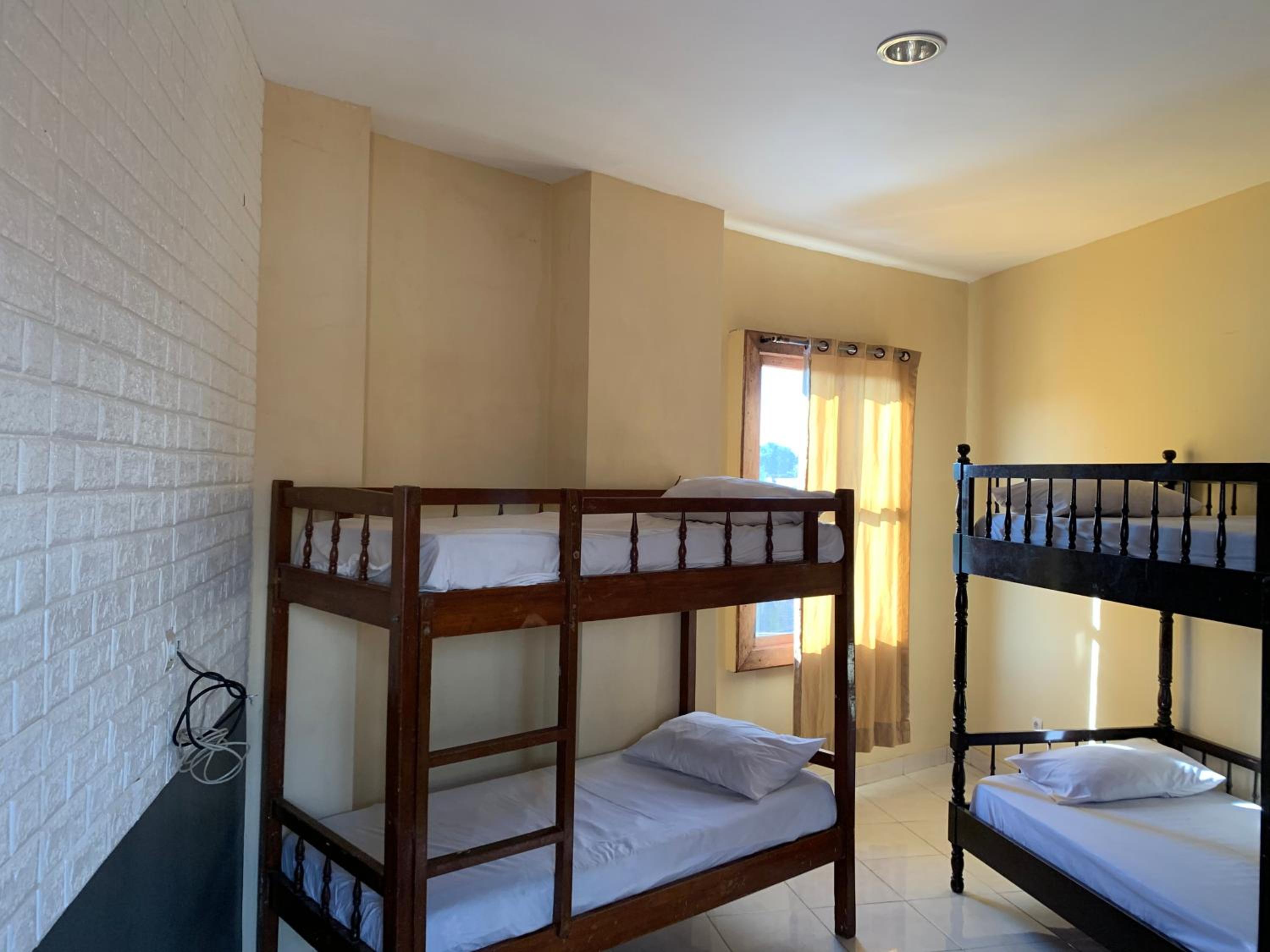 Female Dormitory Room photo 1