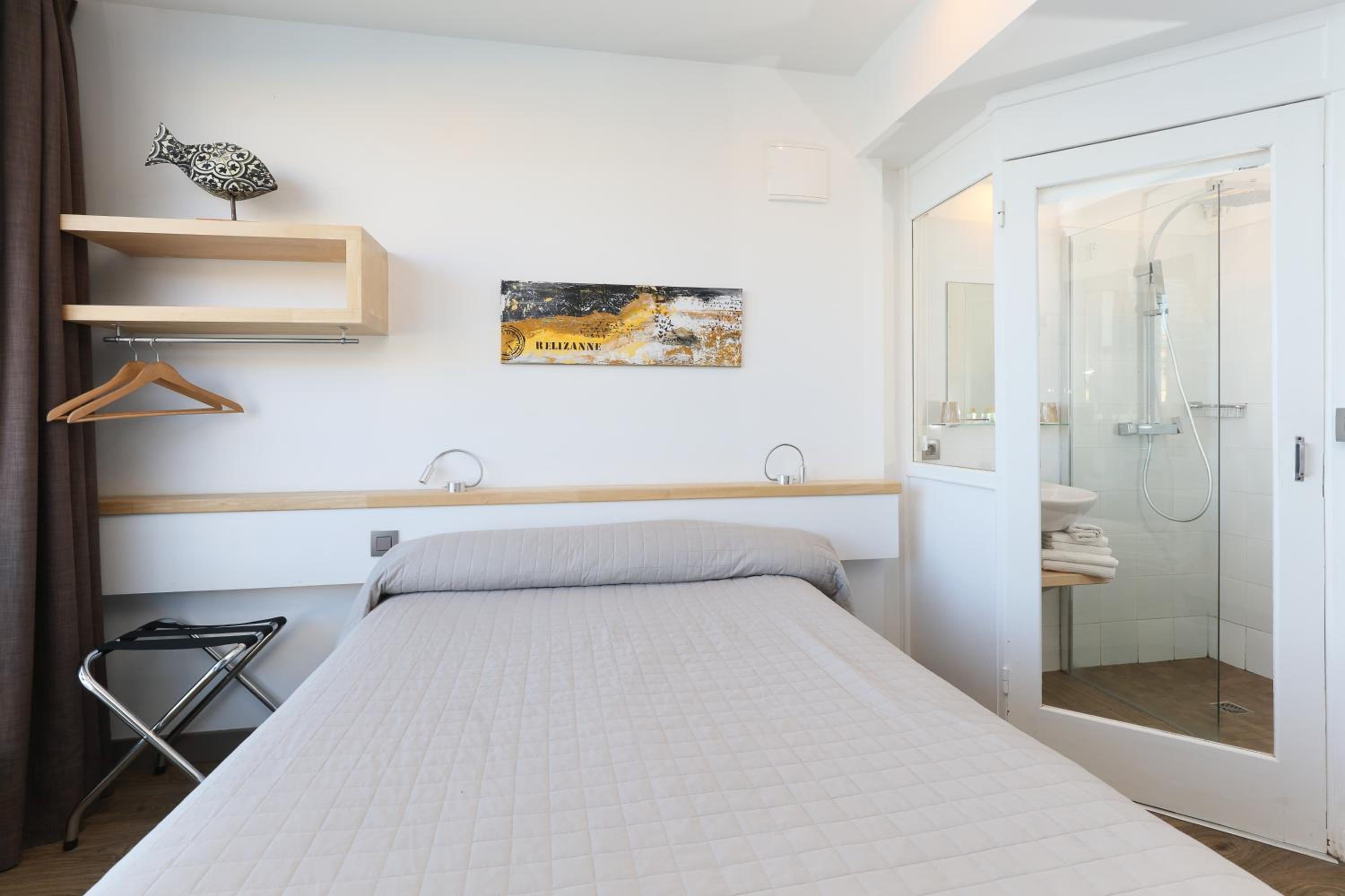 Small Double Room with balcon sea view - Photo 2