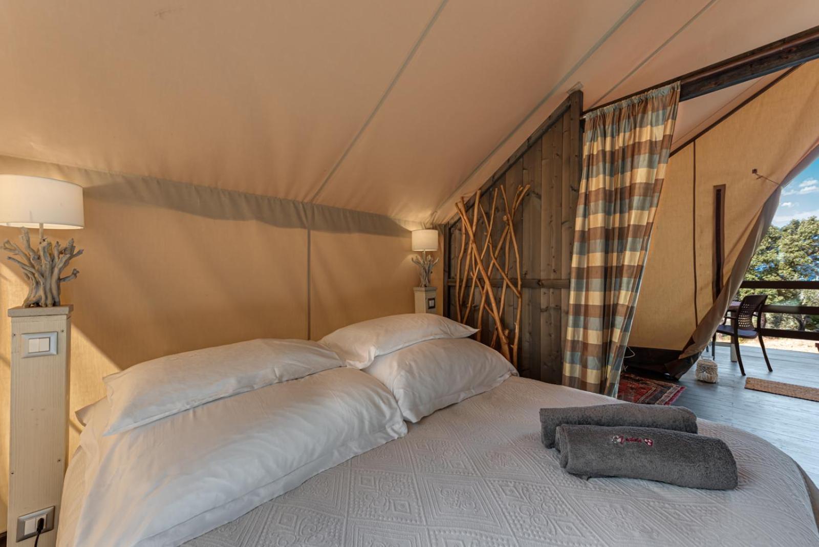 Tent Safari photo 1