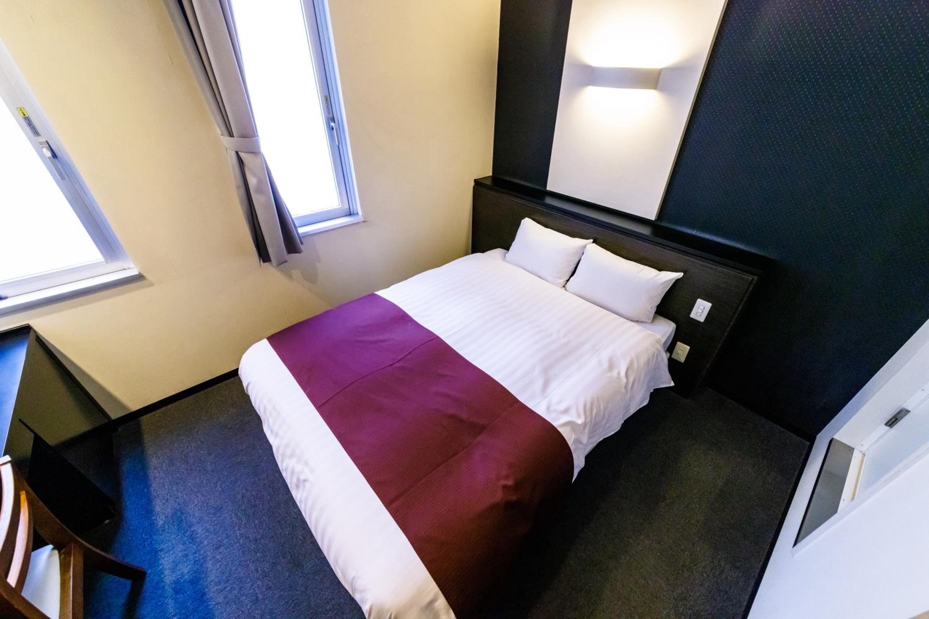 Double Room - Smoking - Photo 3