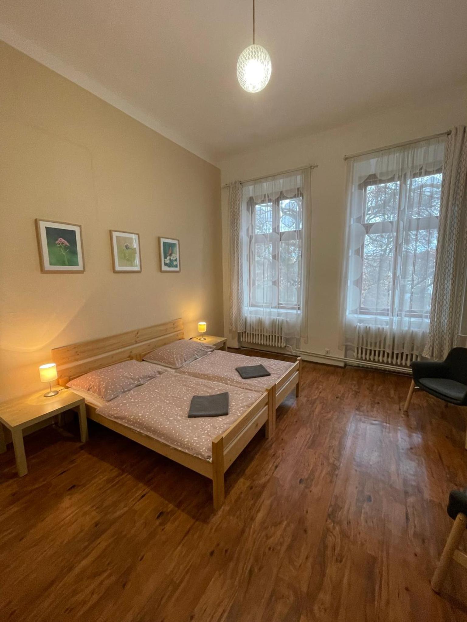 Apartment photo 2