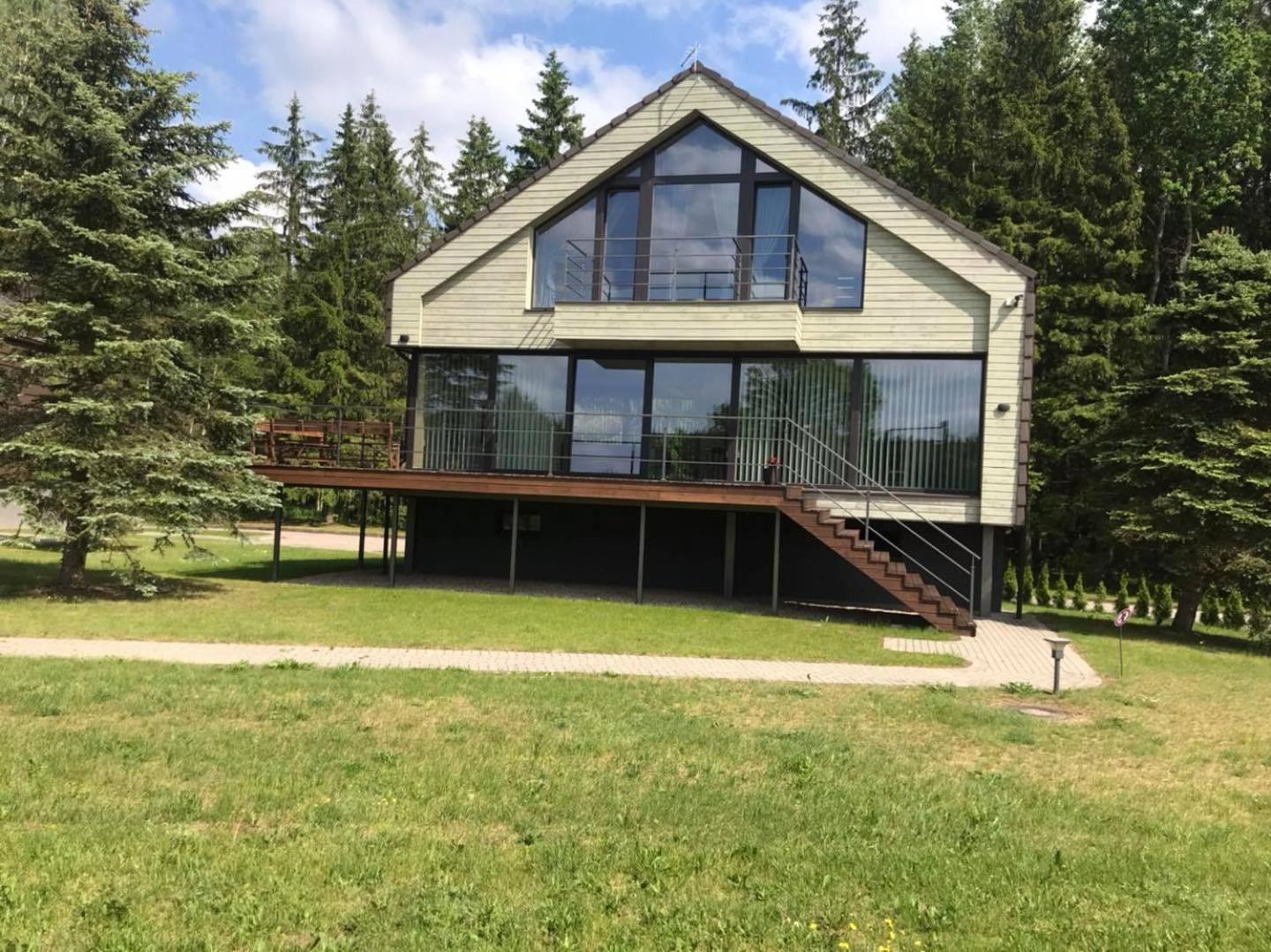 Three-Bedroom Villa photo 1