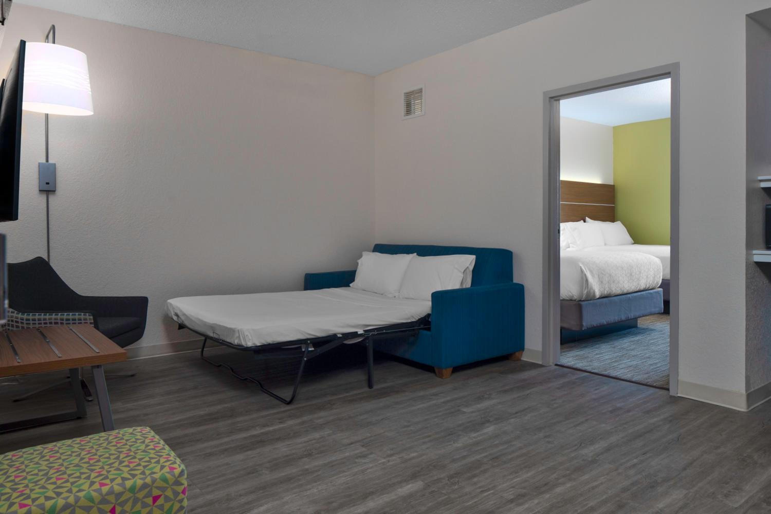 Two-Bedroom Suite - Photo 1