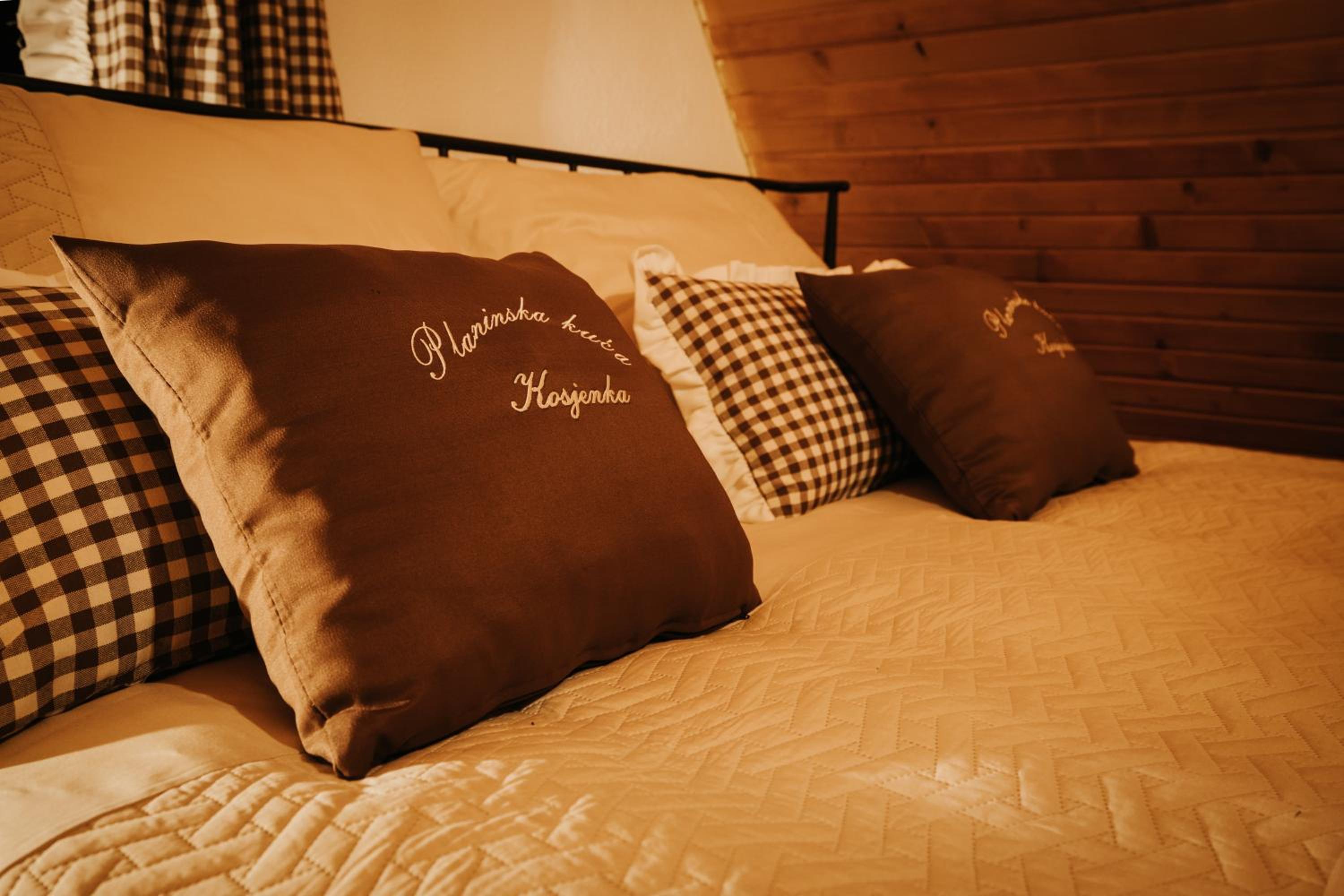 Two-Bedroom Chalet photo 2
