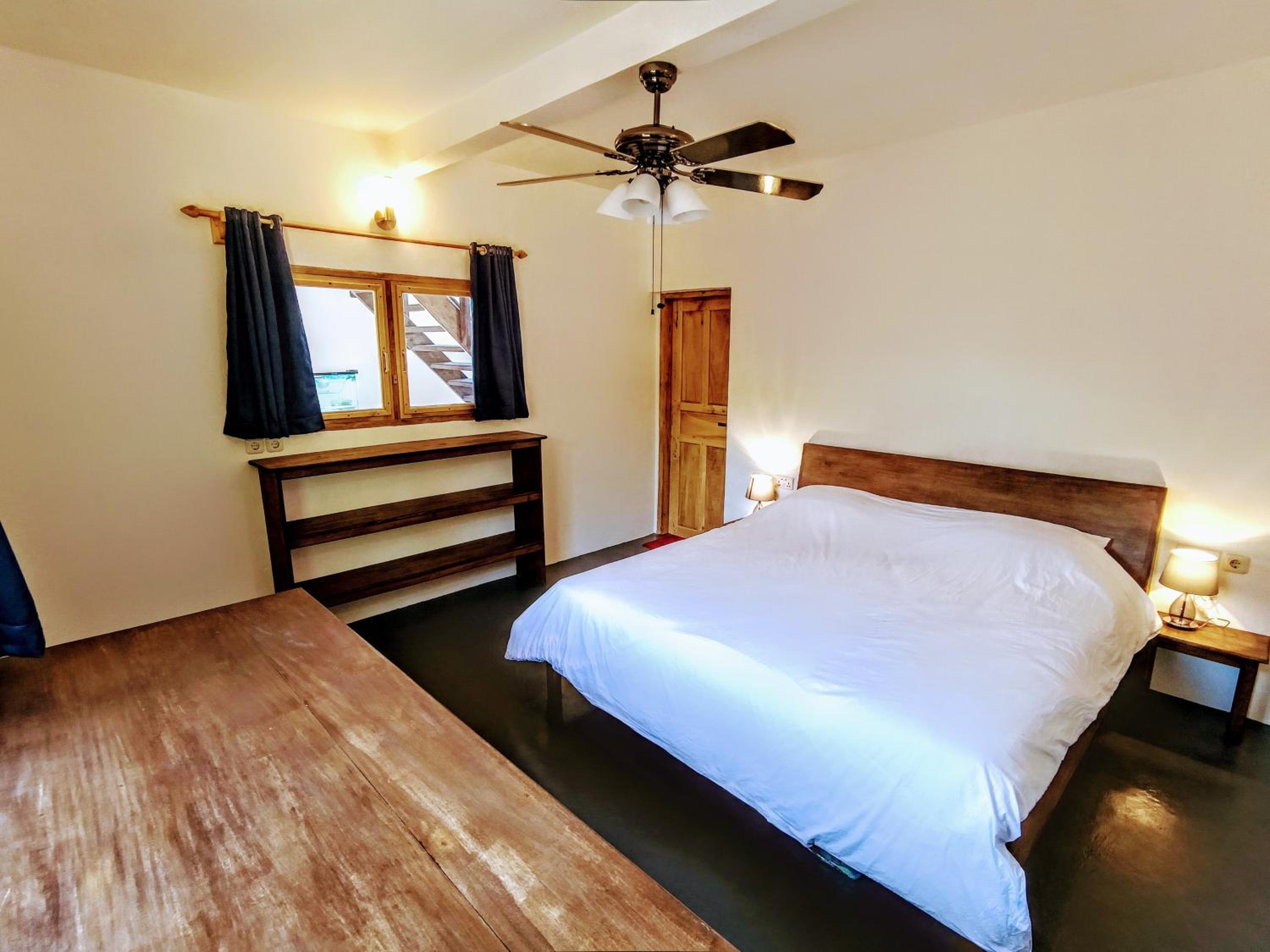 Deluxe Room (2 Adults + 1 Child) photo 2