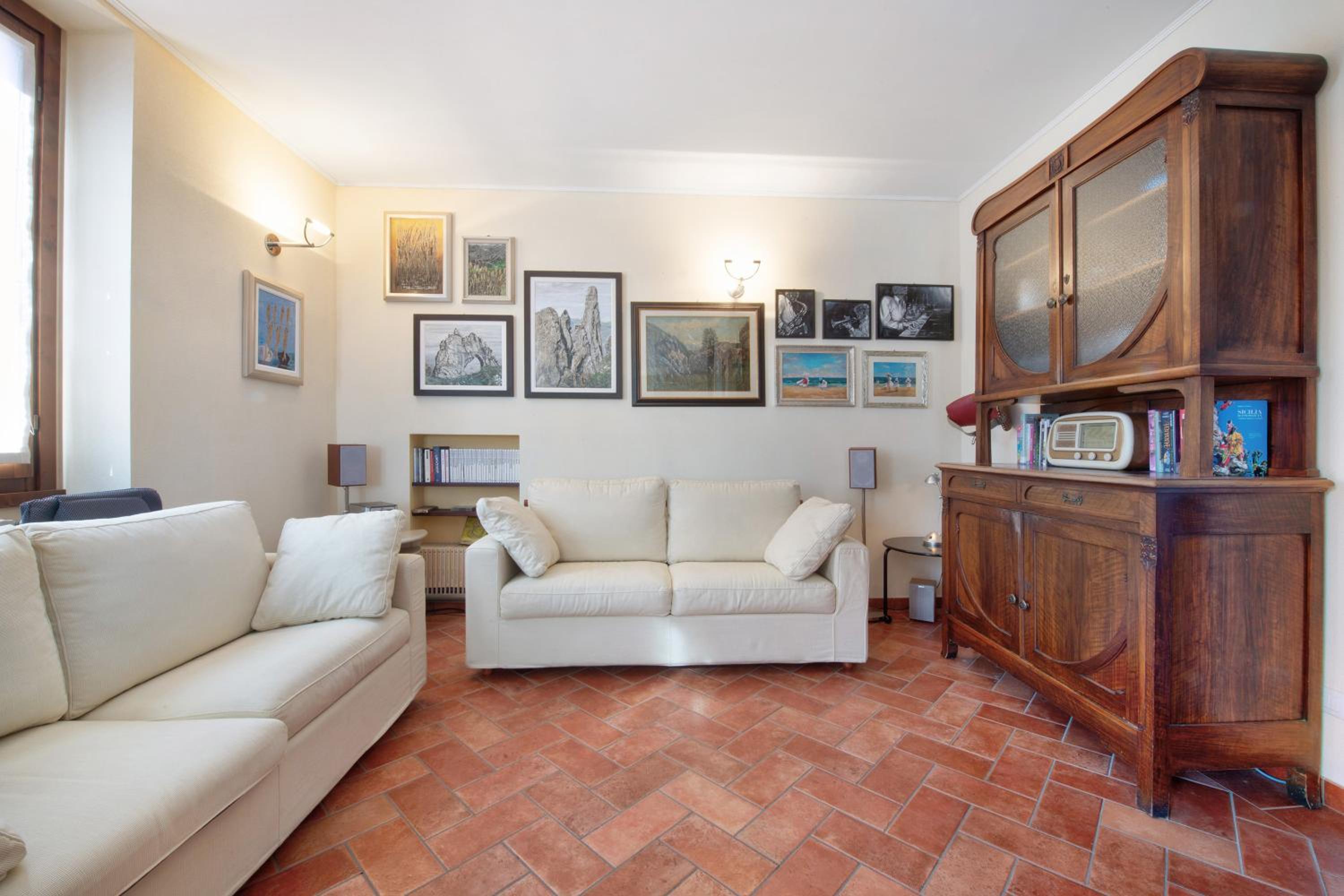 Two-Bedroom House photo 1