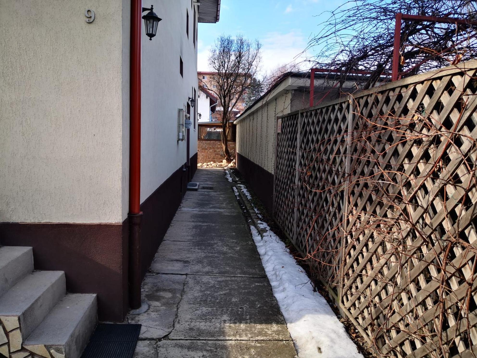 Apartment with Sauna - Photo 46