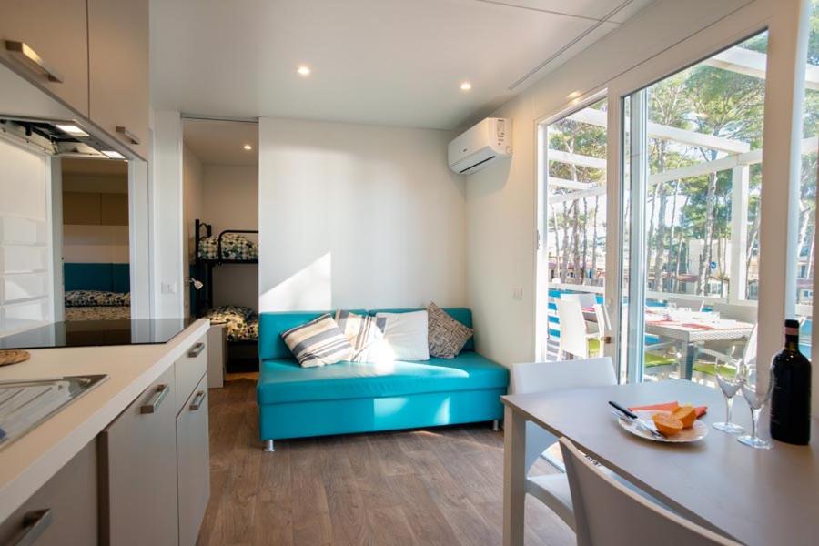 Mobile Home Elite - Photo 4