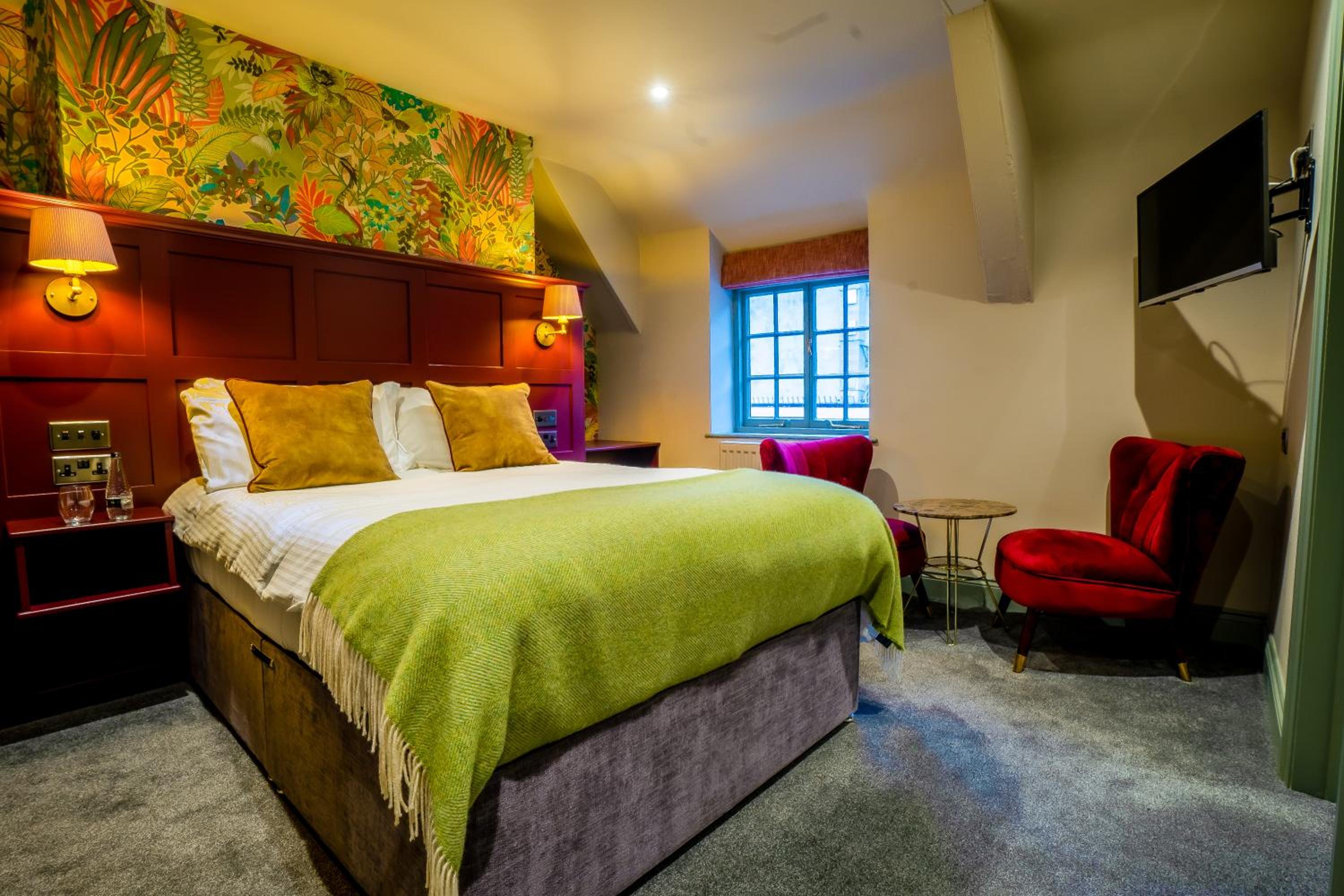 Double Room with Private Bathroom - Photo 3