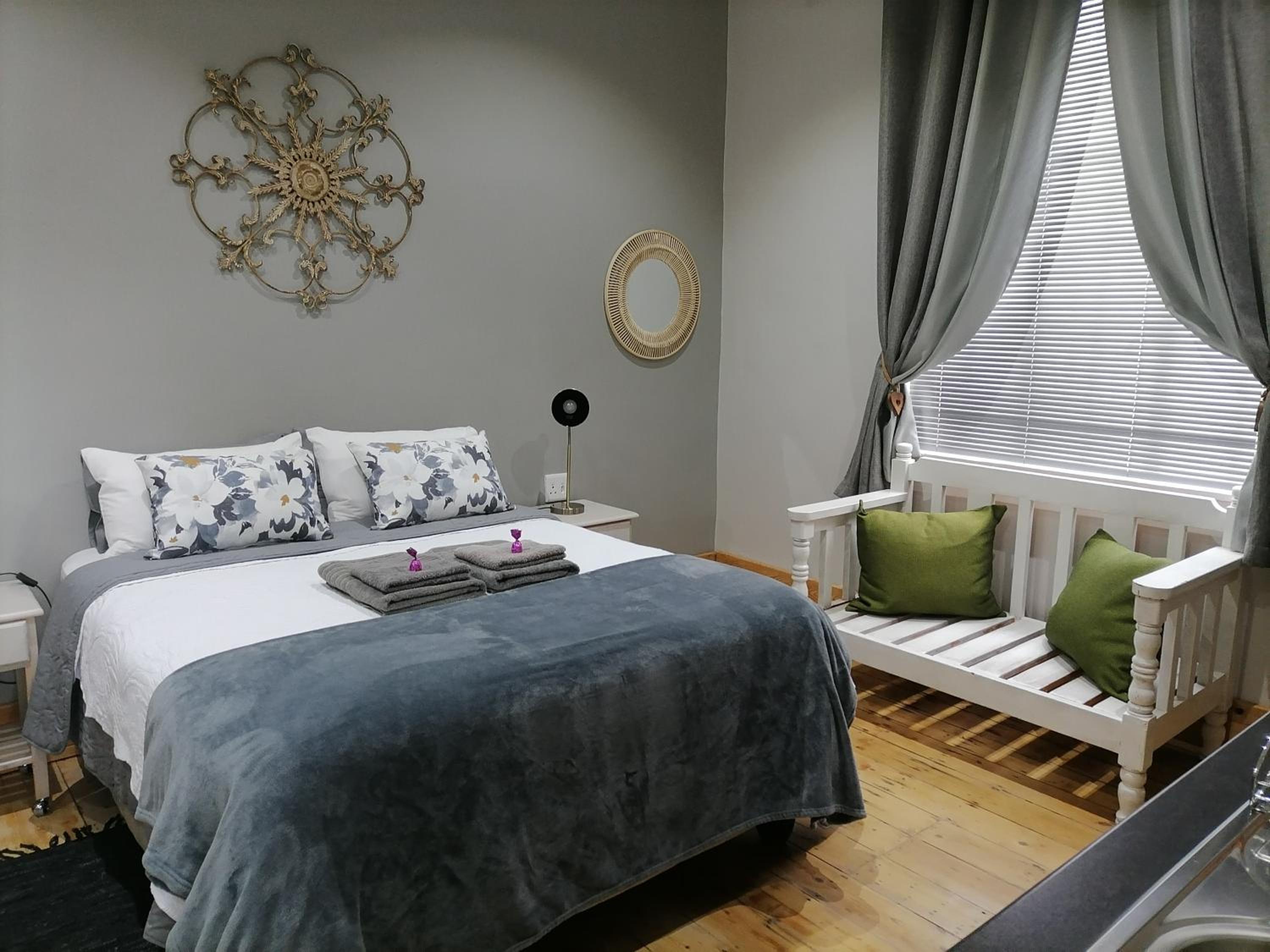 Deluxe Double Room with Shower - Photo 1