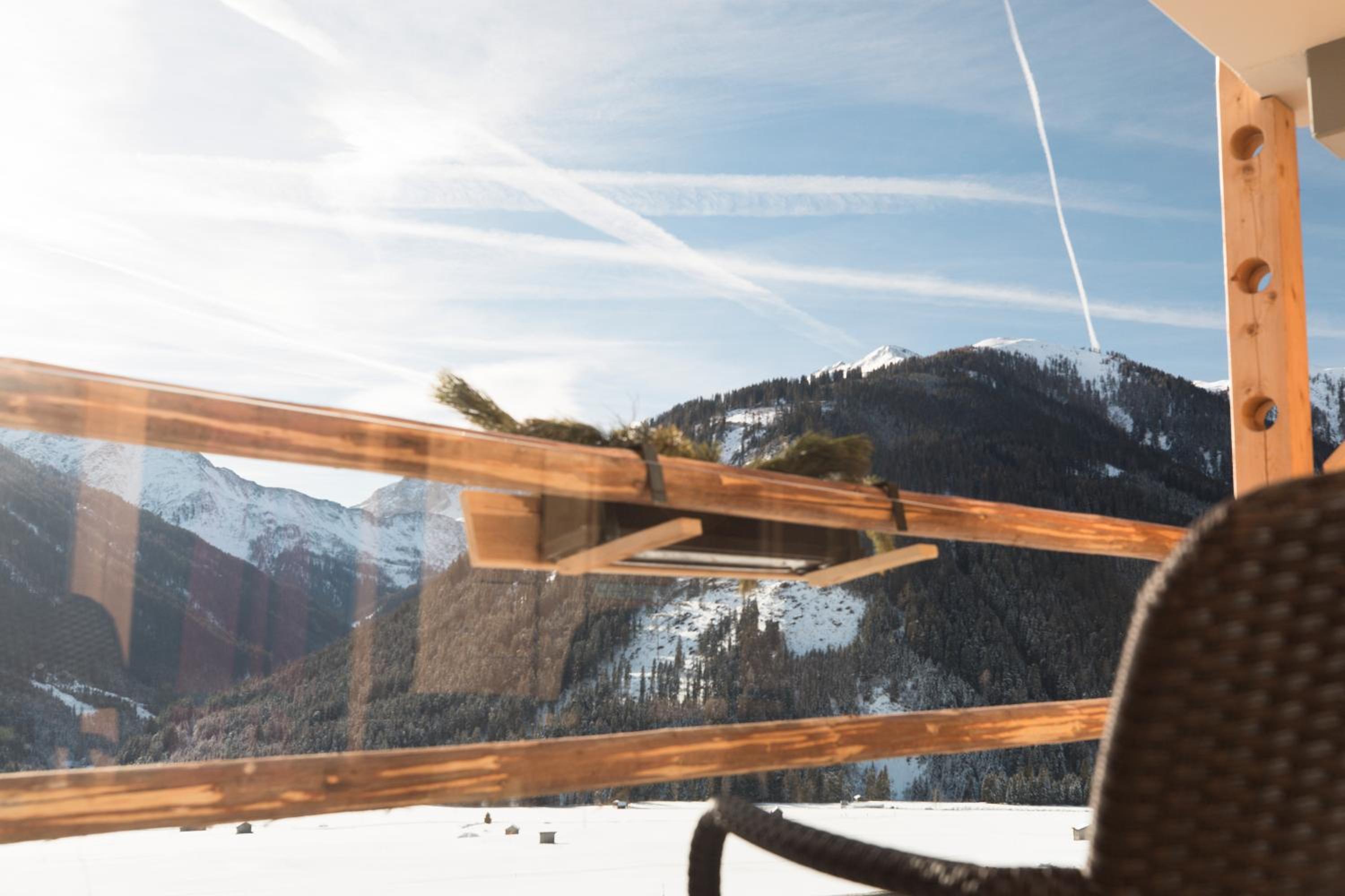 Suite with Mountain View