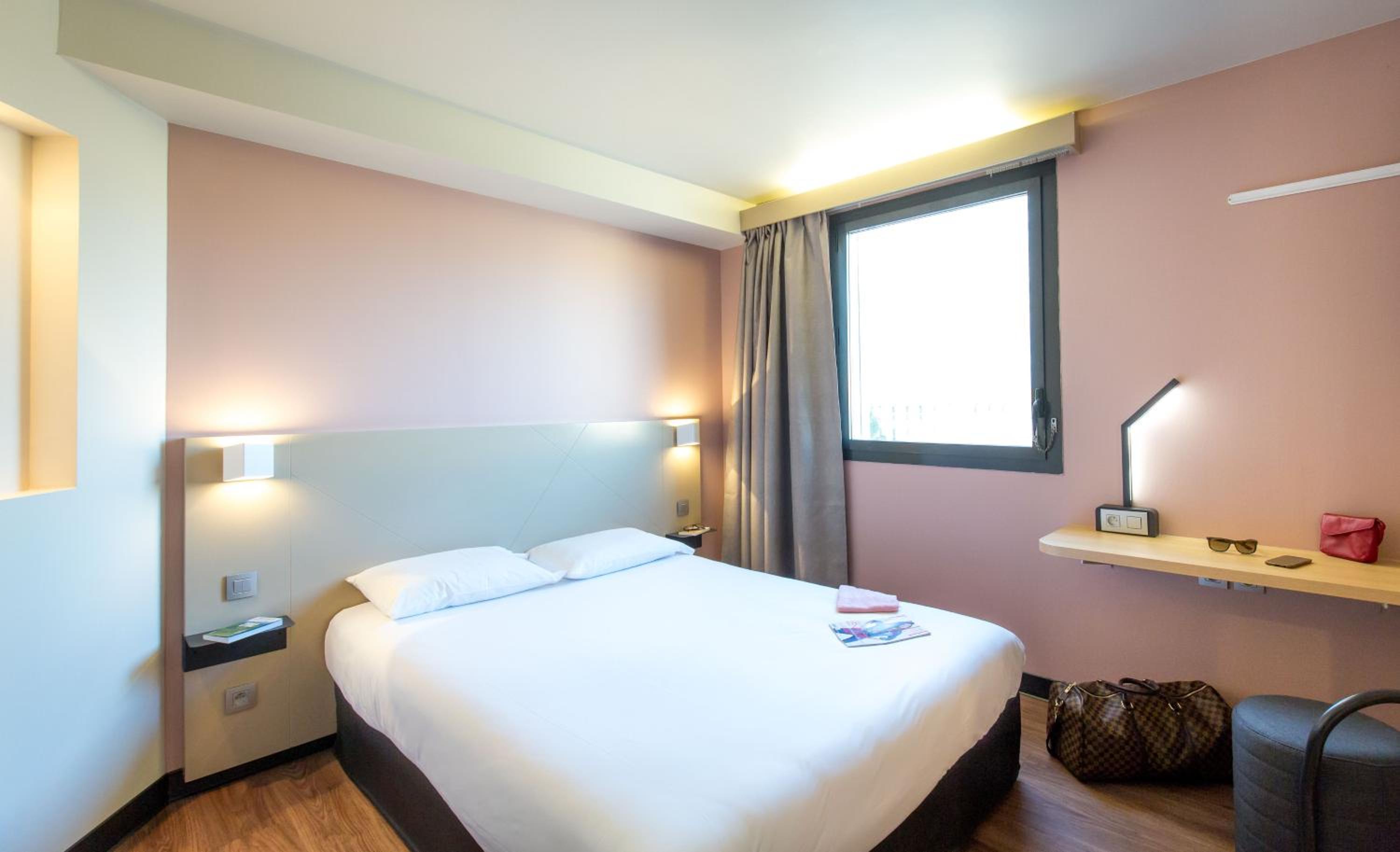 Double Room - Photo 4
