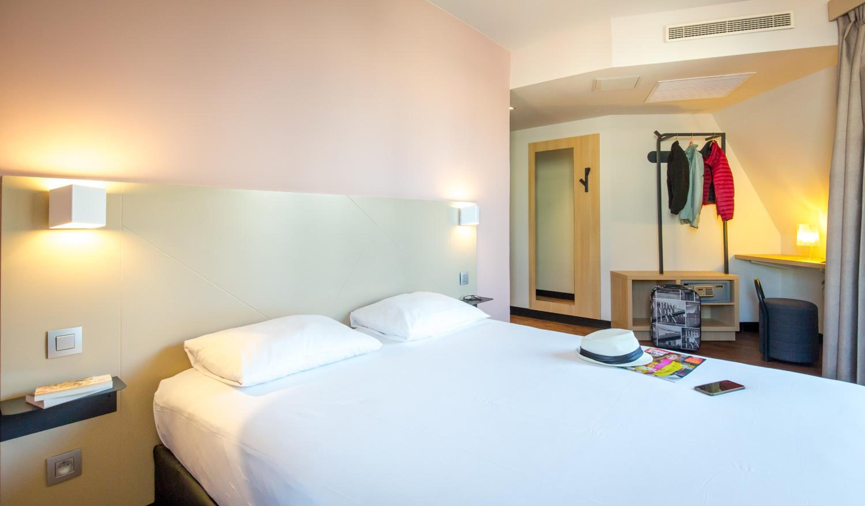 Double Room - Photo 3