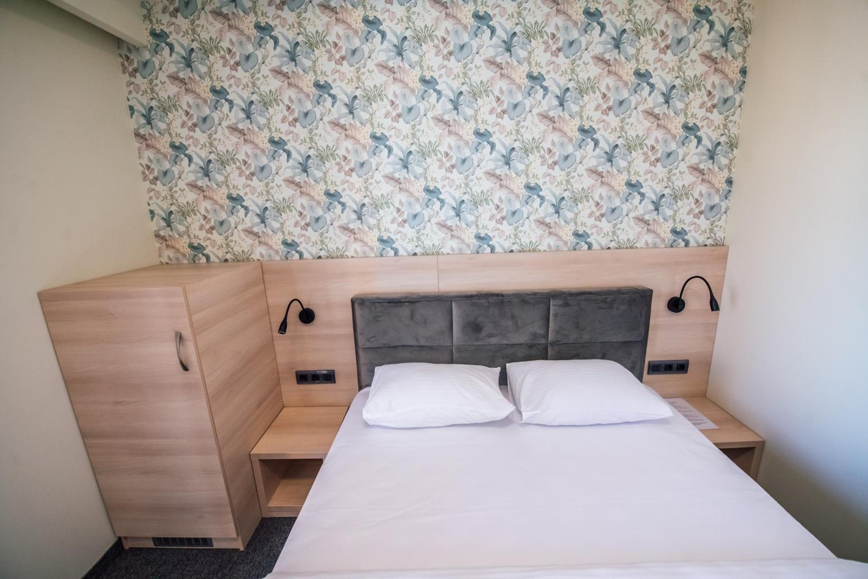 Double Room with Balcony photo 3