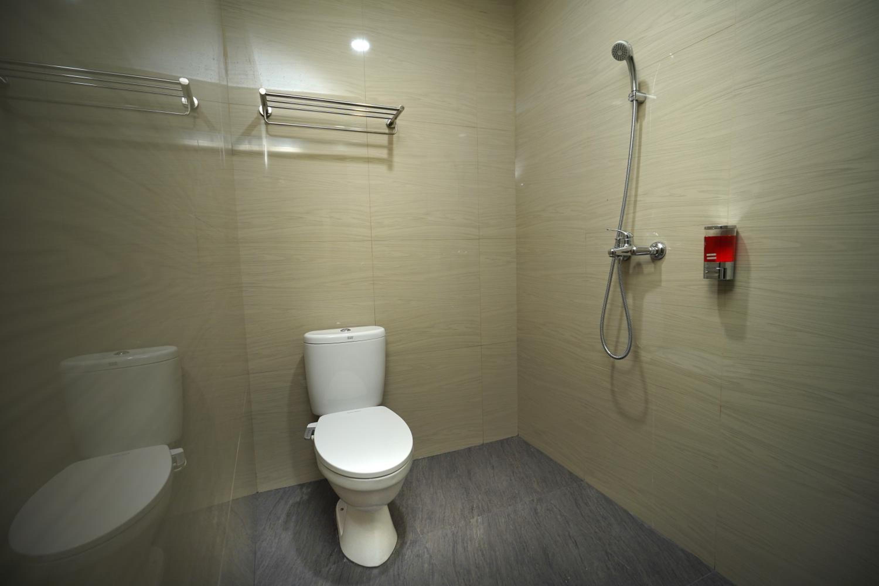 Standard Double Room - Photo 3