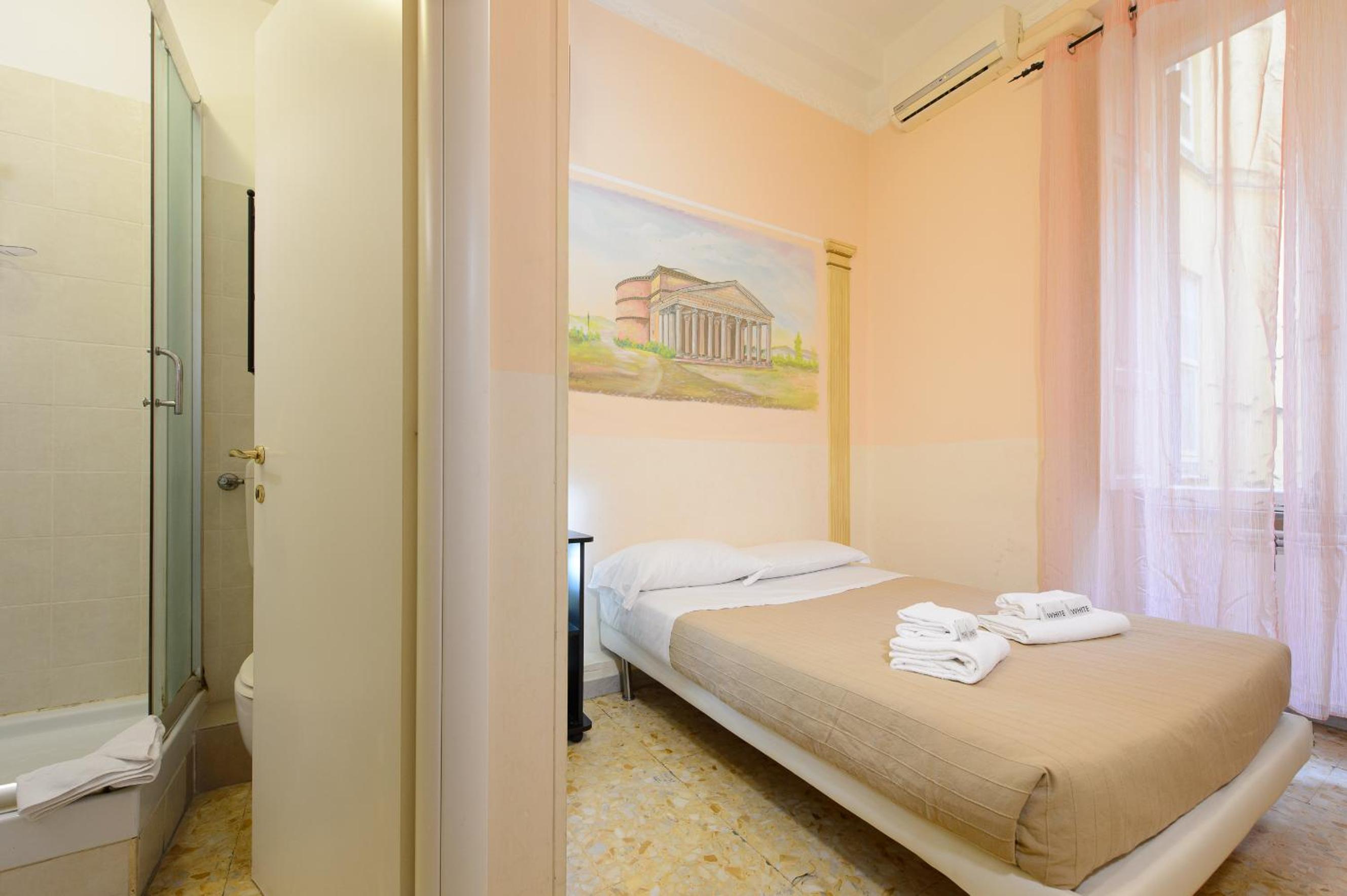 Single Room photo 2