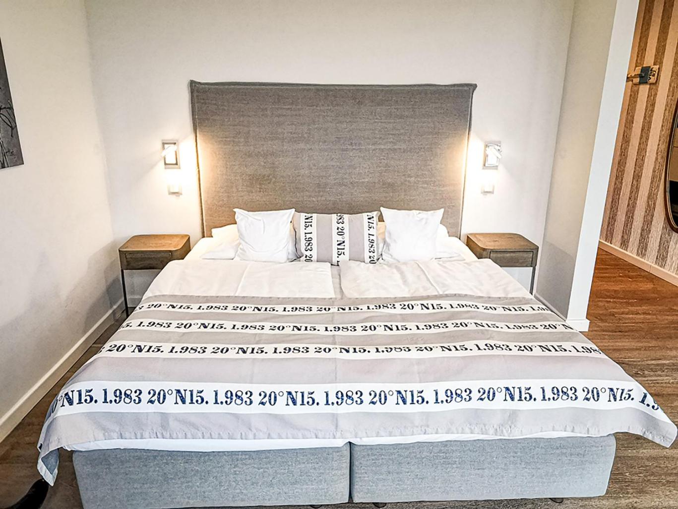 Deluxe Double Room photo 3