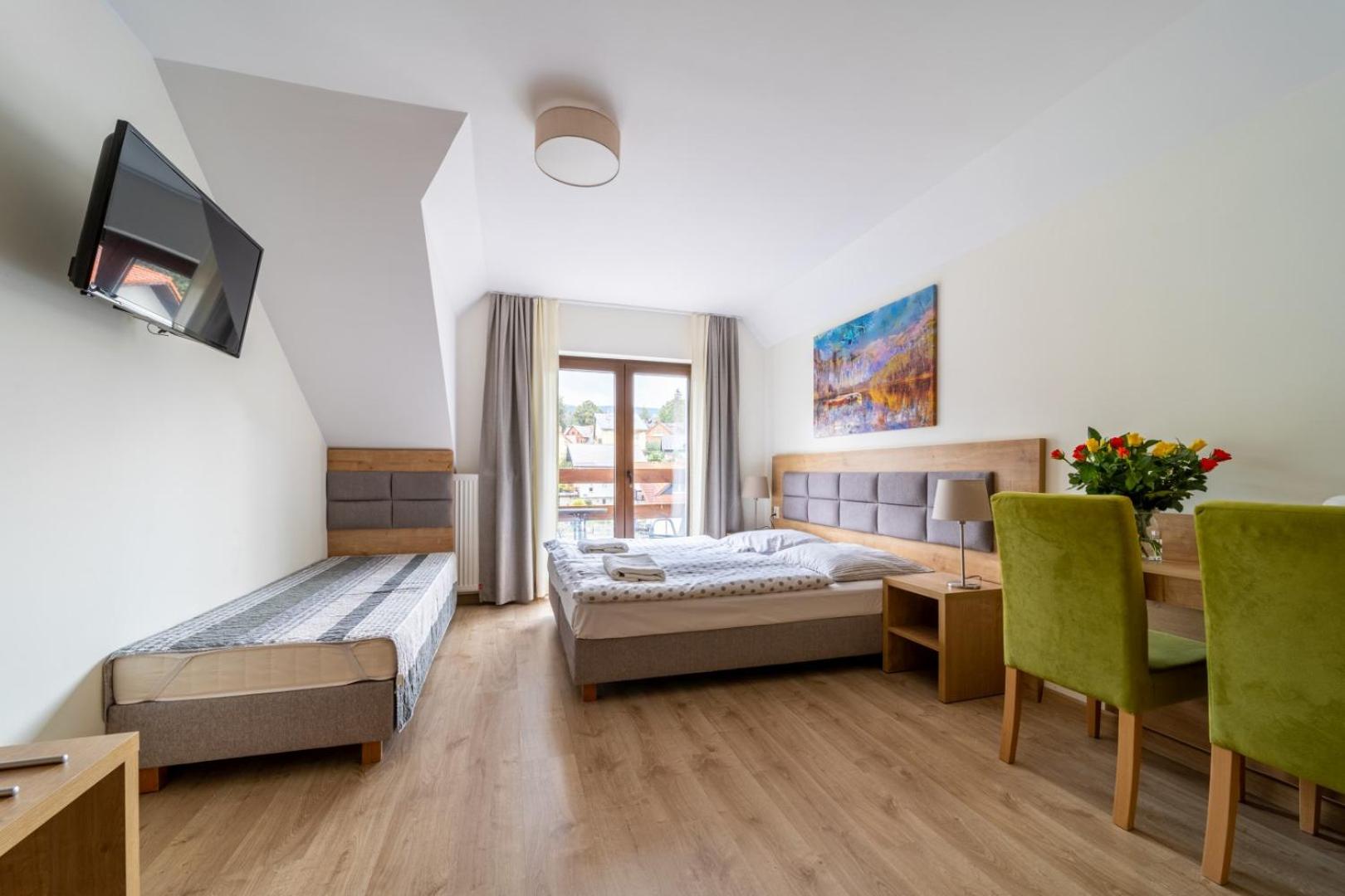 Deluxe Double or Twin Room with Mountain View