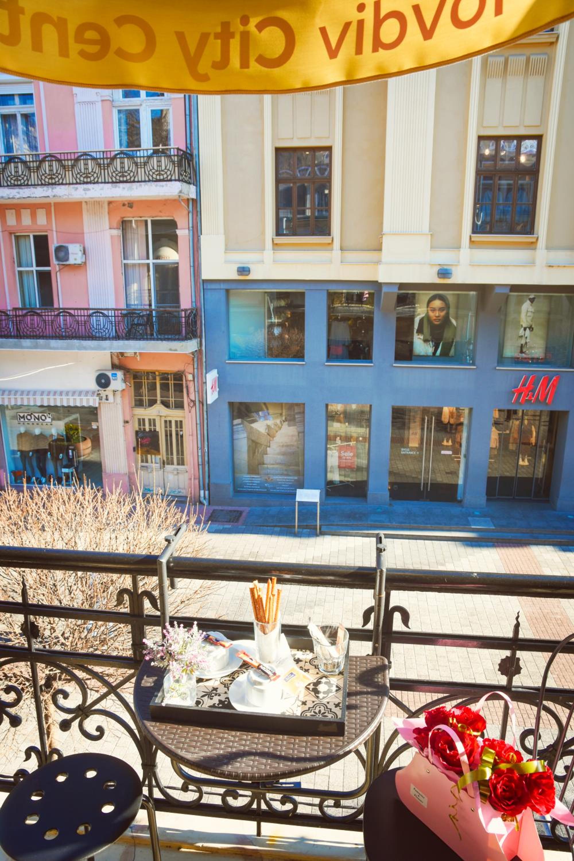 Deluxe Double or Twin Room with Balcony - Photo 15