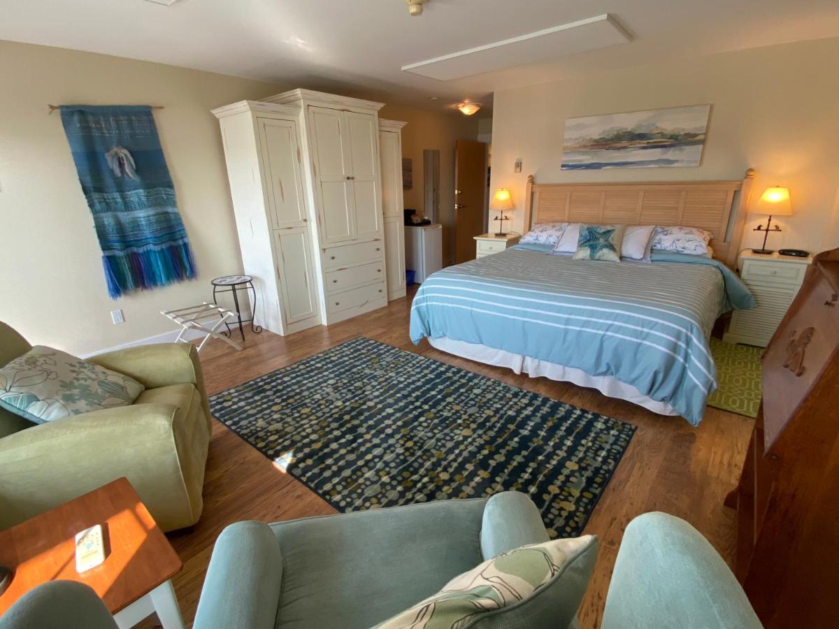 King Room with Lake View photo 2