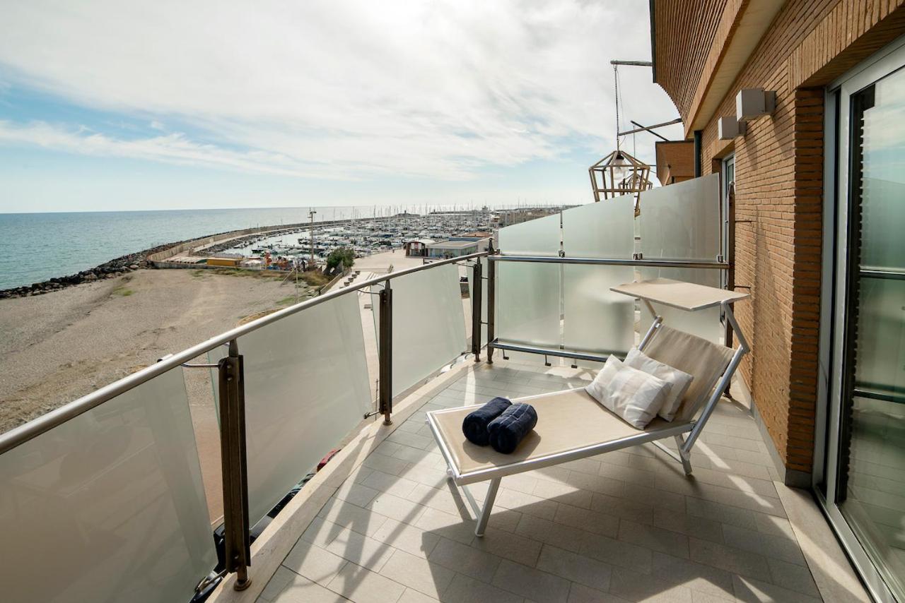 Superior Double Room with Balcony and Sea View - Photo 3