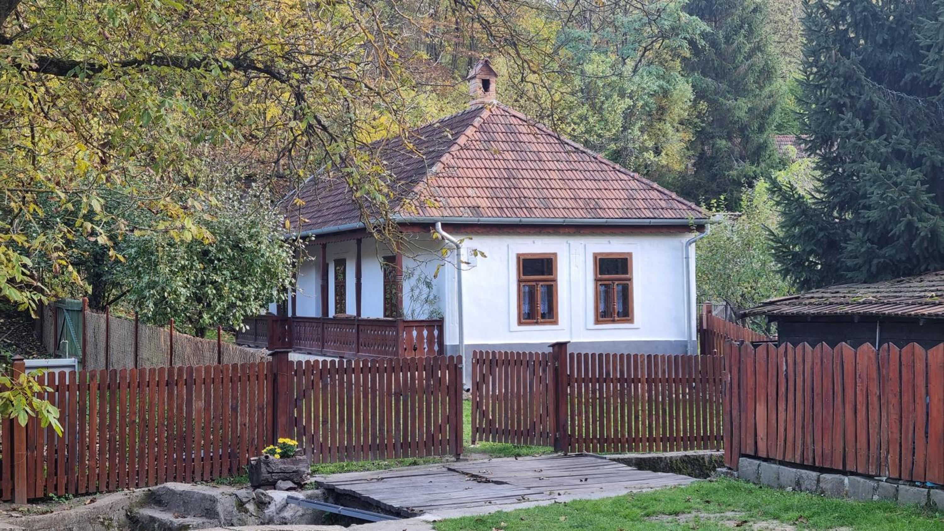Two-Bedroom House photo 2