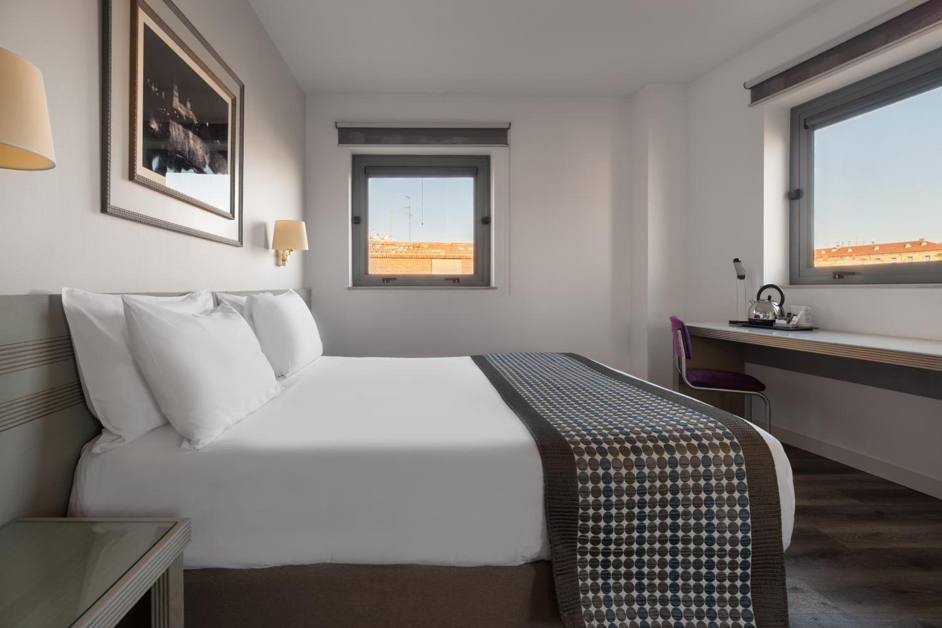 Superior Double Room - Photo 2