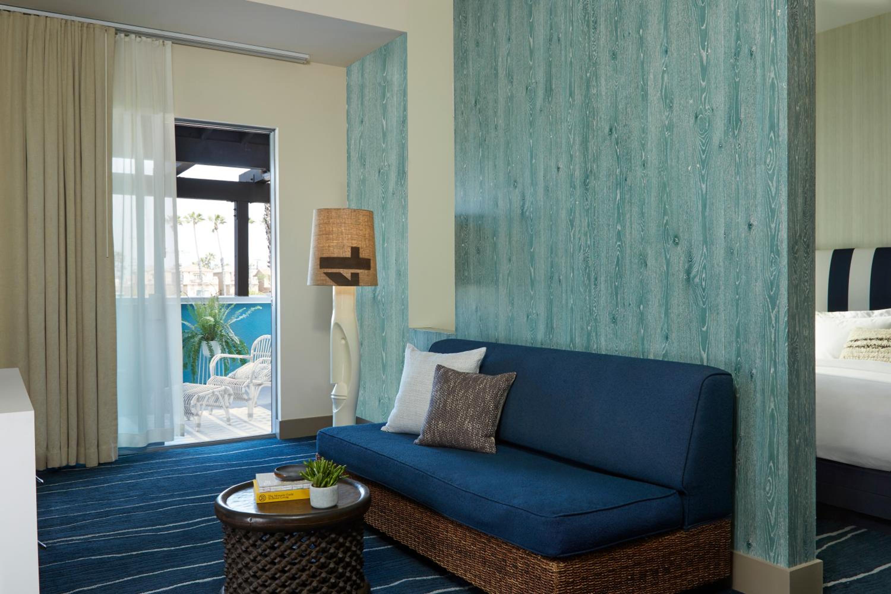 Studio King Suite with Ocean View - Photo 3