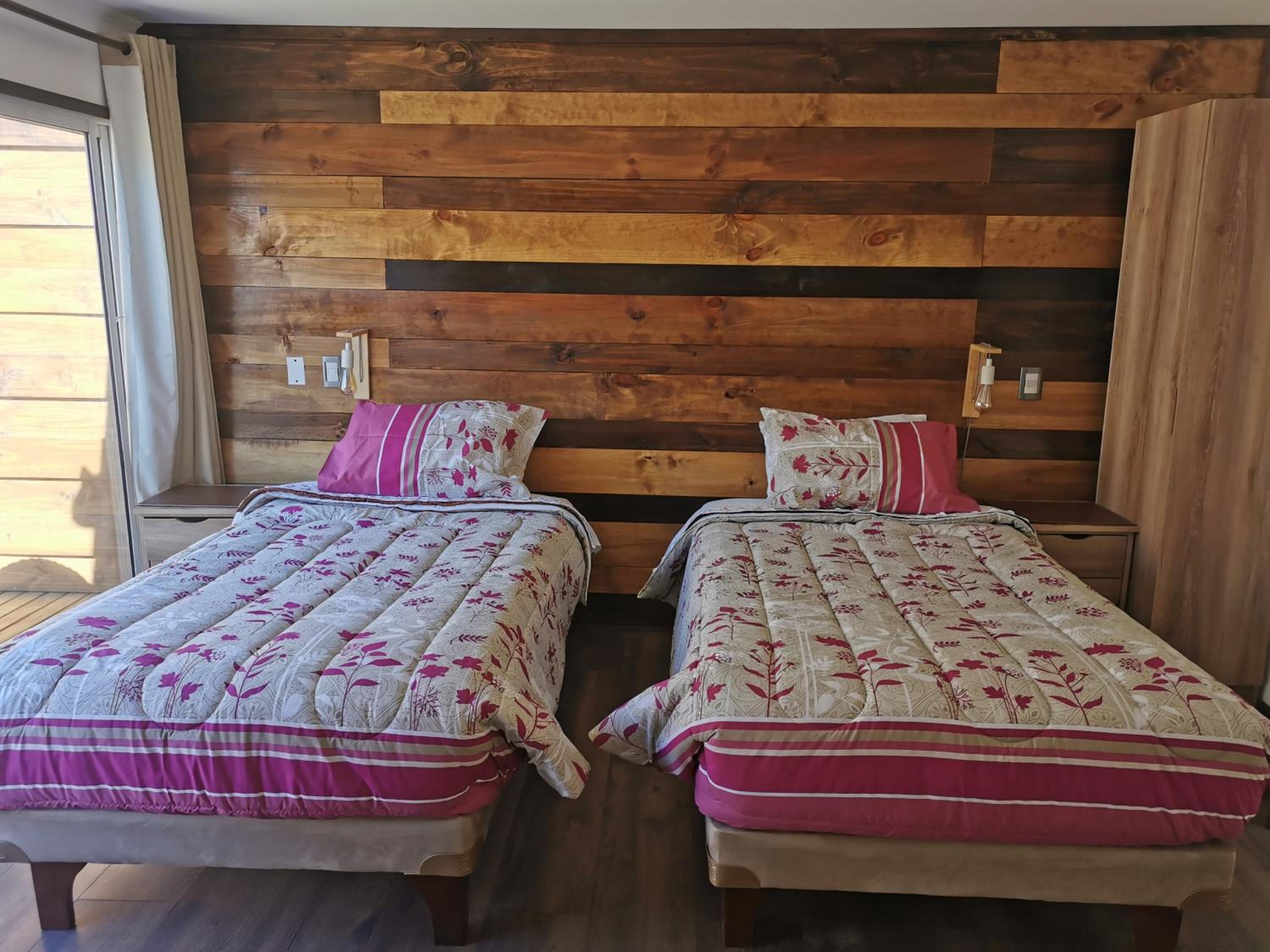 Deluxe King Room photo 1