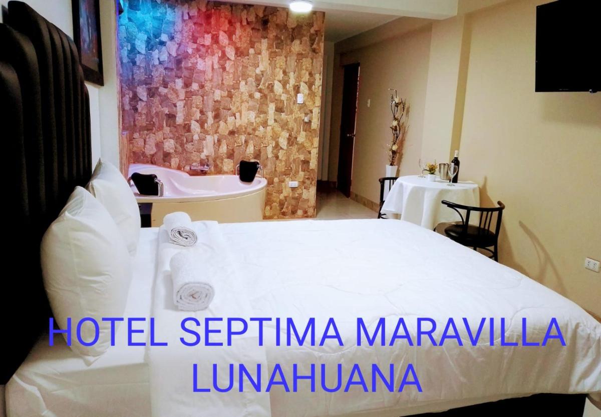 Deluxe Suite with Spa Bath photo 2
